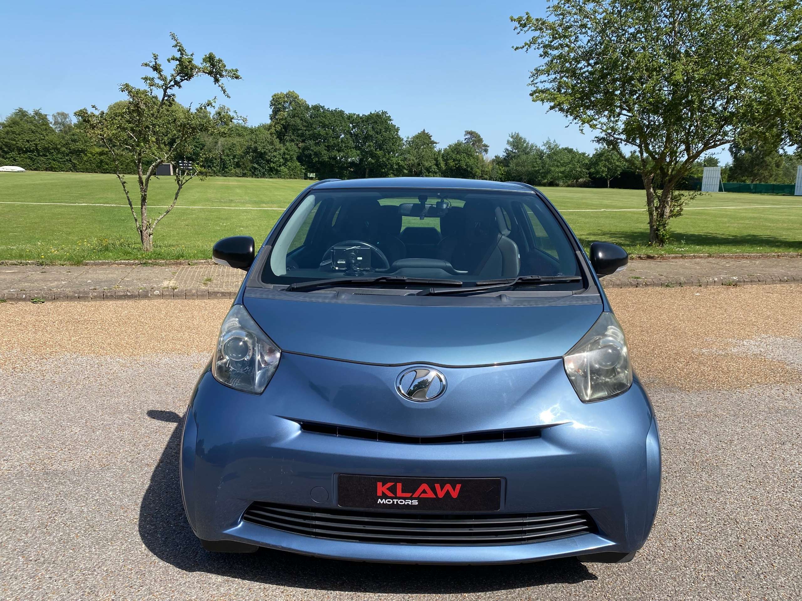 2010 TOYOTA IQ 2010 TOYOTA IQ