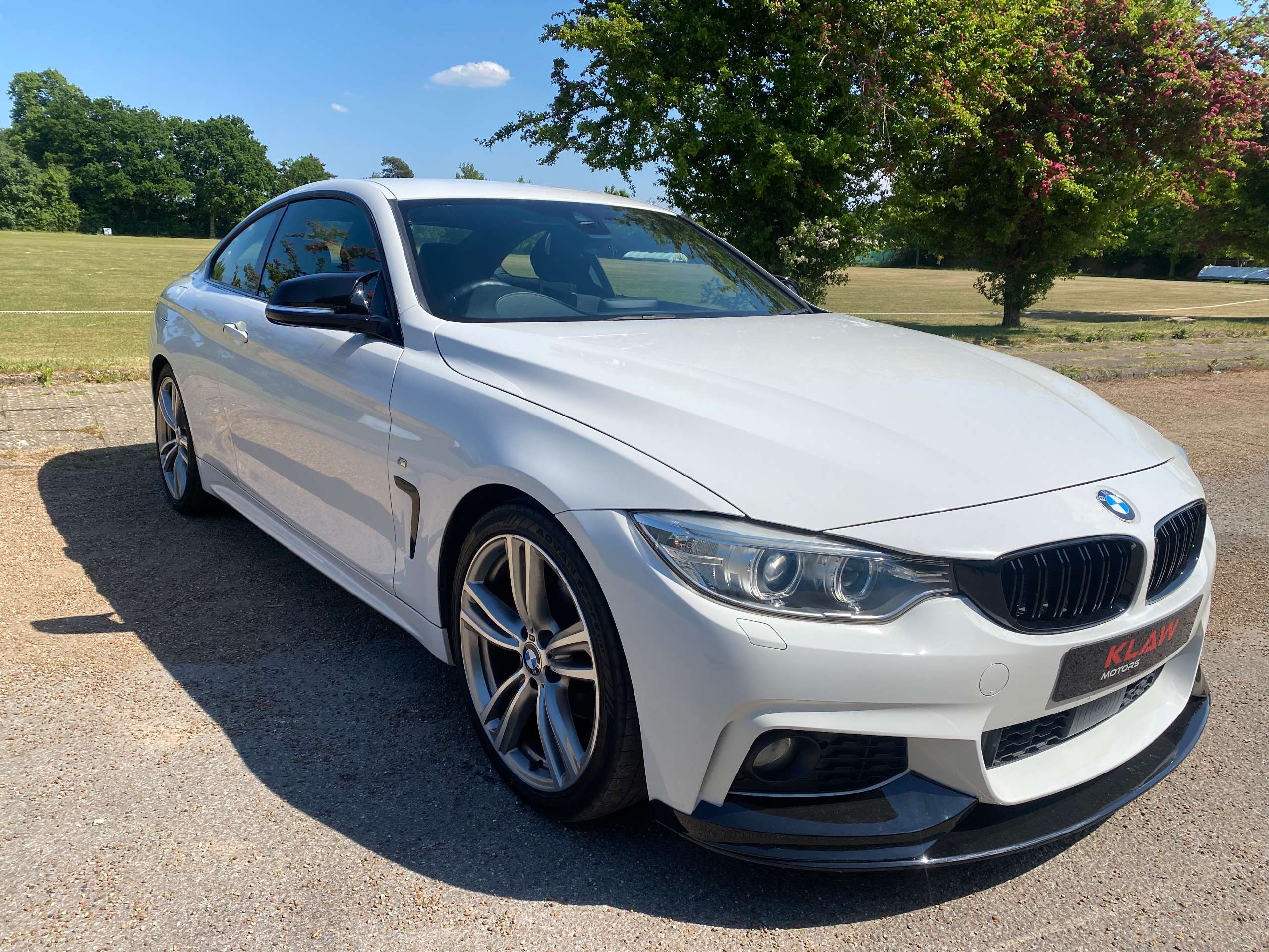 A 2014 BMW 4 SERIES 420I COUPE M SPORT AUTO 3dr A 2014 BMW 4 SERIES 420I COUPE M SPORT AUTO 3dr
