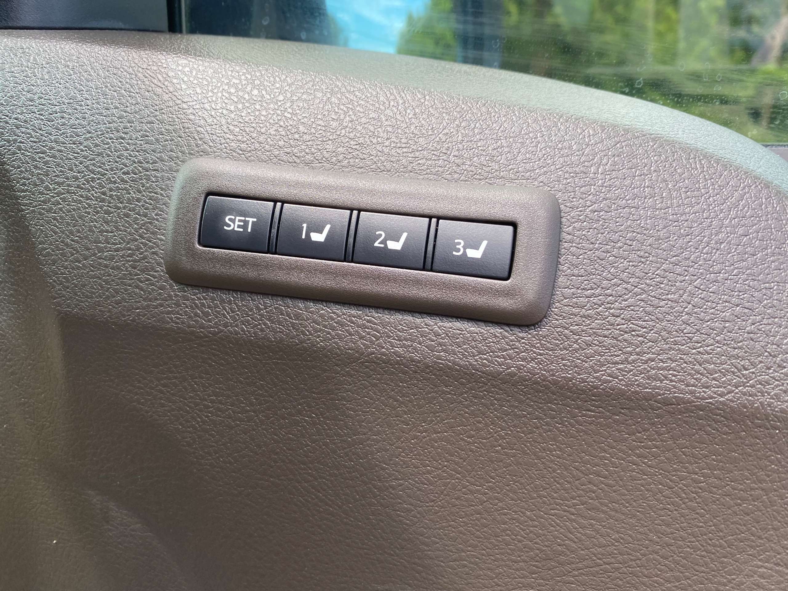 2012 TOYOTA ALPHARD 2012 TOYOTA ALPHARD