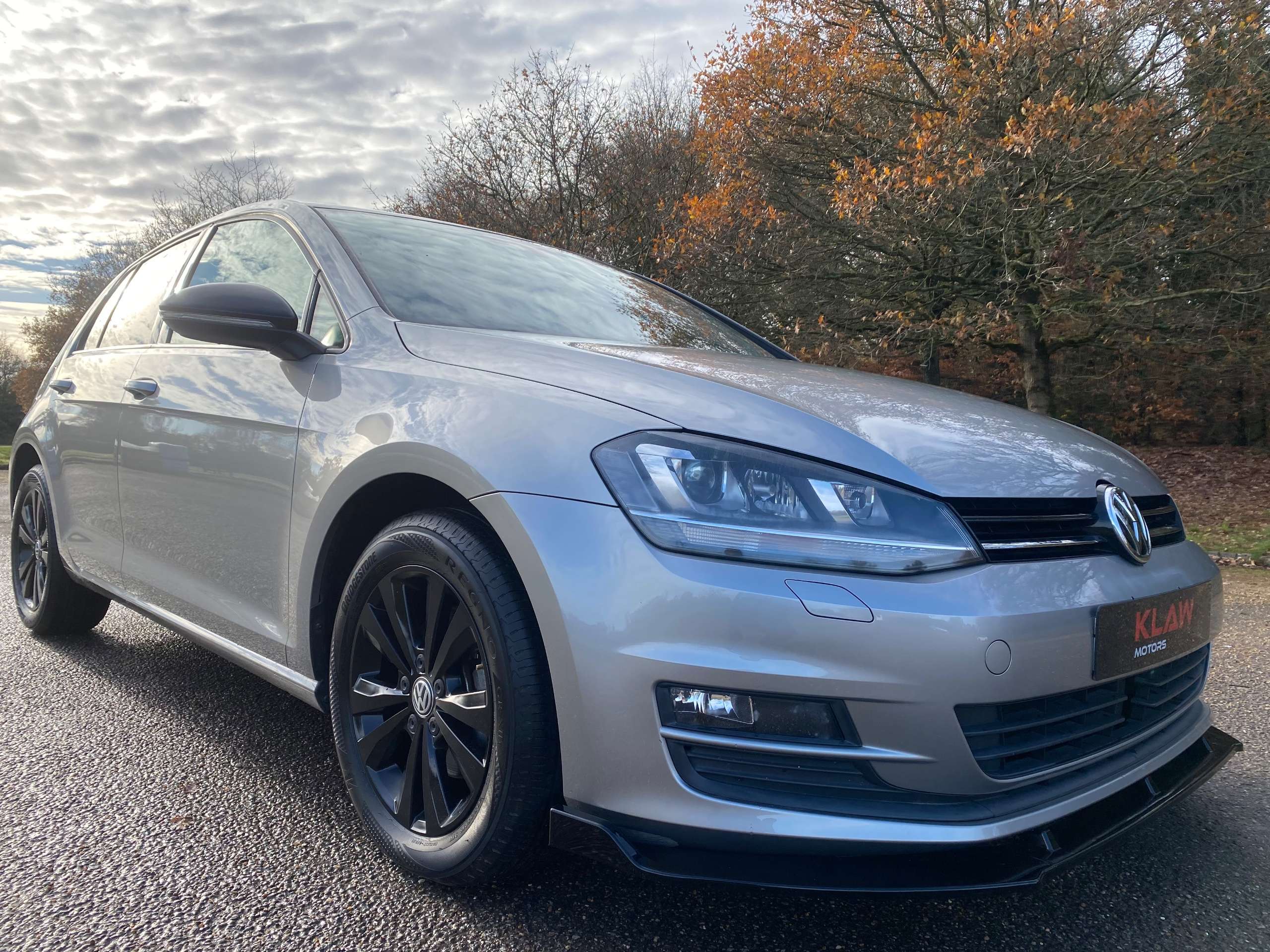 A 2013 VOLKSWAGEN GOLF 1.2 TSI BlueMotion Tech S Hatchback 5dr Petrol DSG Euro 5 (s/s) (105 ps) A 2013 VOLKSWAGEN GOLF 1.2 TSI BlueMotion Tech S Hatchback 5dr Petrol DSG Euro 5 (s/s) (105 ps)