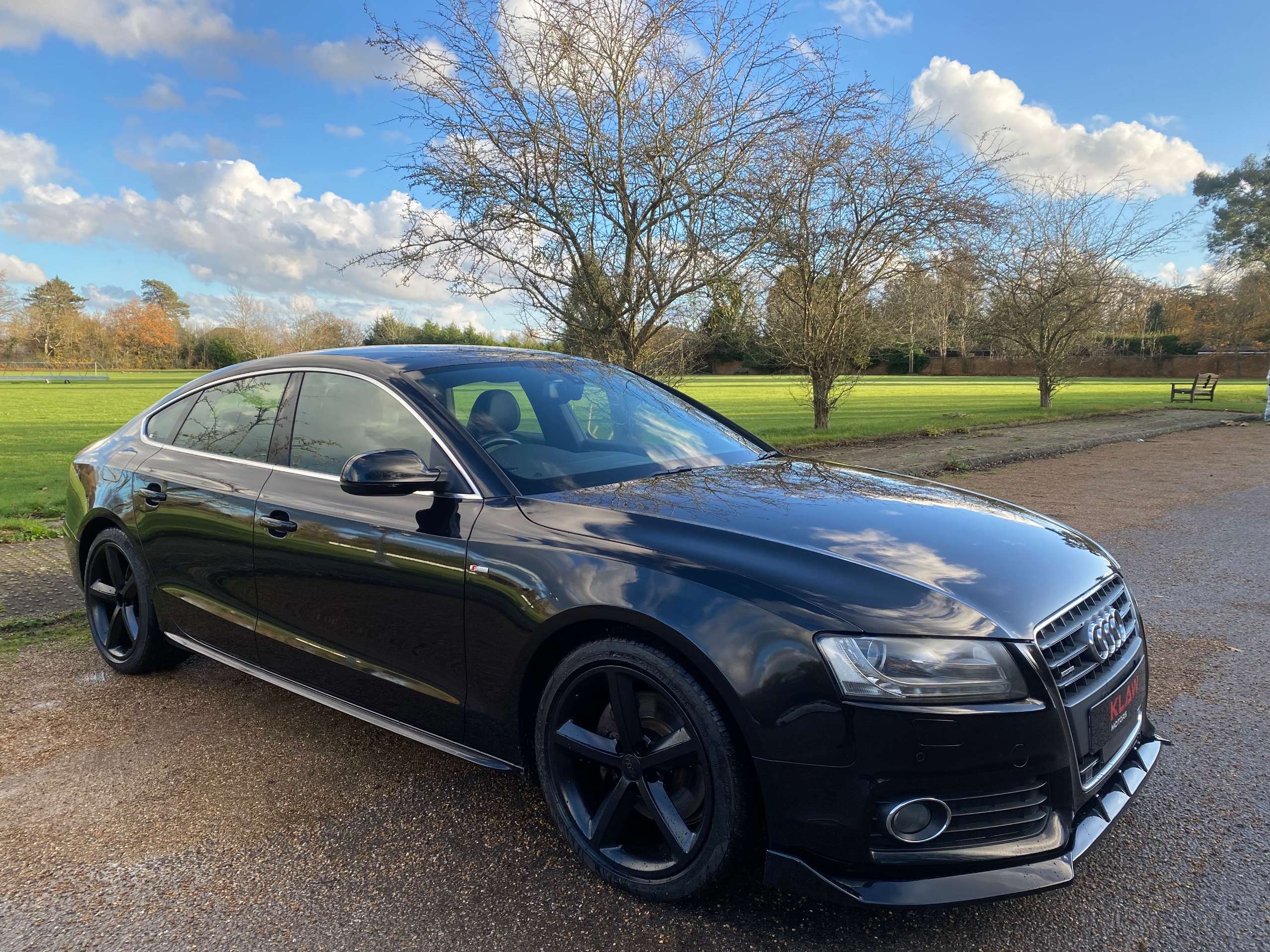 A 2010 AUDI A5 TFSI S LINE SPORTBACK 5dr PETROL S TRONIC QUATTRO Euro 5 (211 ps) A 2010 AUDI A5 TFSI S LINE SPORTBACK 5dr PETROL S TRONIC QUATTRO Euro 5 (211 ps)