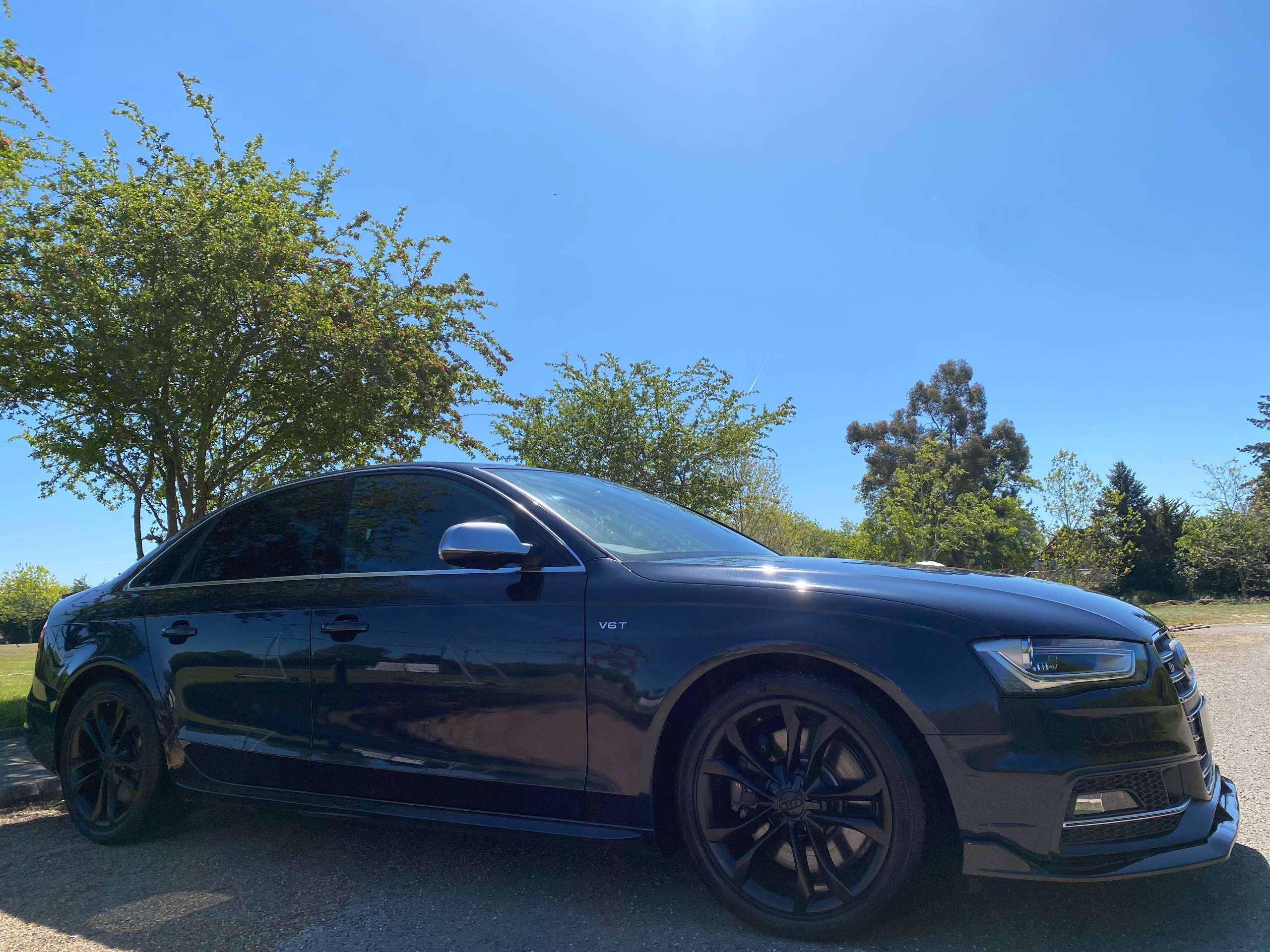 A 2015 AUDI S4 B8.5 3.0 V6 SUPERCHARGED S TRONIC QUATTRO (NAV) AUTO PETROL 4dr EURO 6(s/s) 333PS A 2015 AUDI S4 B8.5 3.0 V6 SUPERCHARGED S TRONIC QUATTRO (NAV) AUTO PETROL 4dr EURO 6(s/s) 333PS