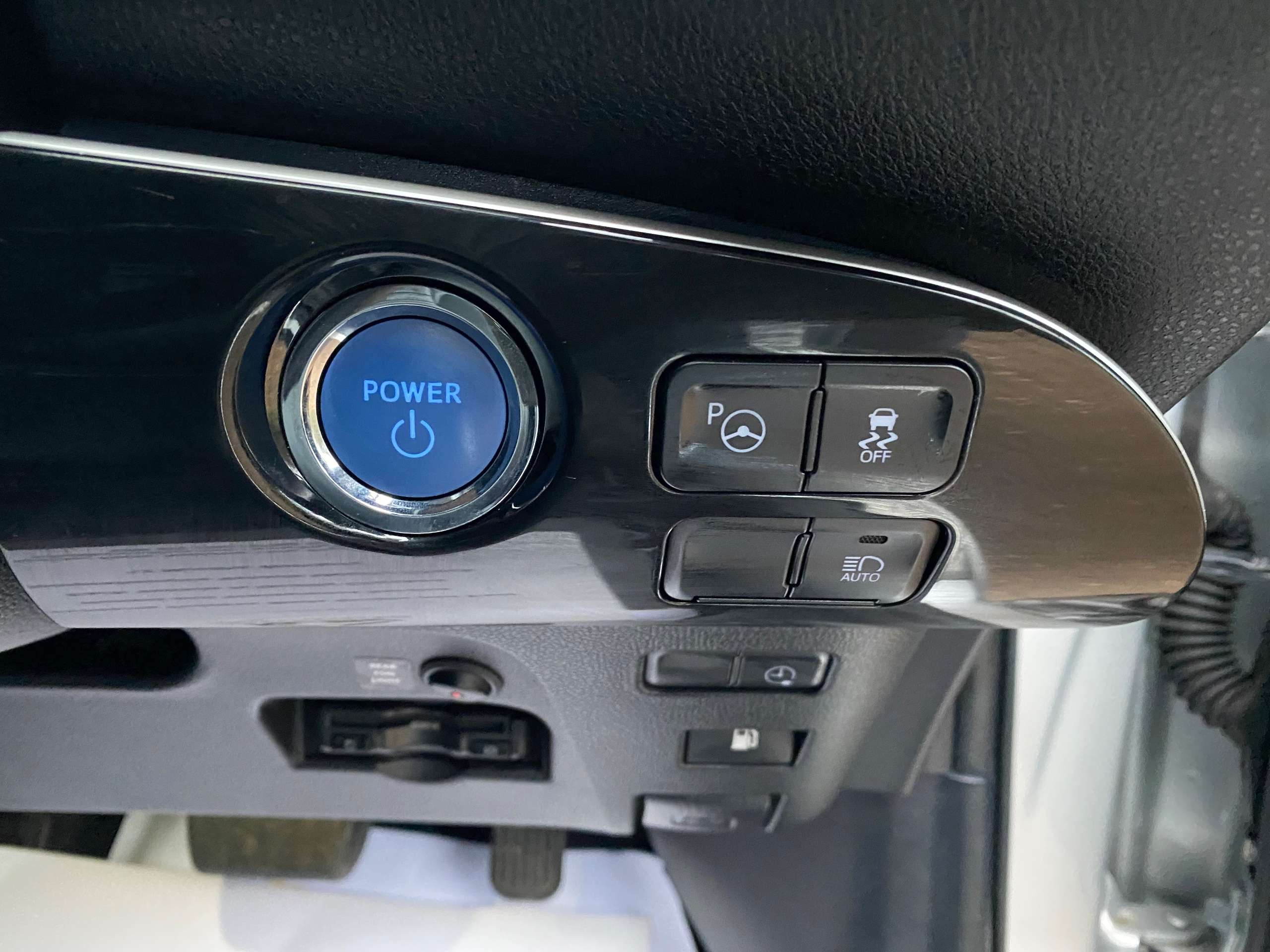 2020 TOYOTA PRIUS 2020 TOYOTA PRIUS