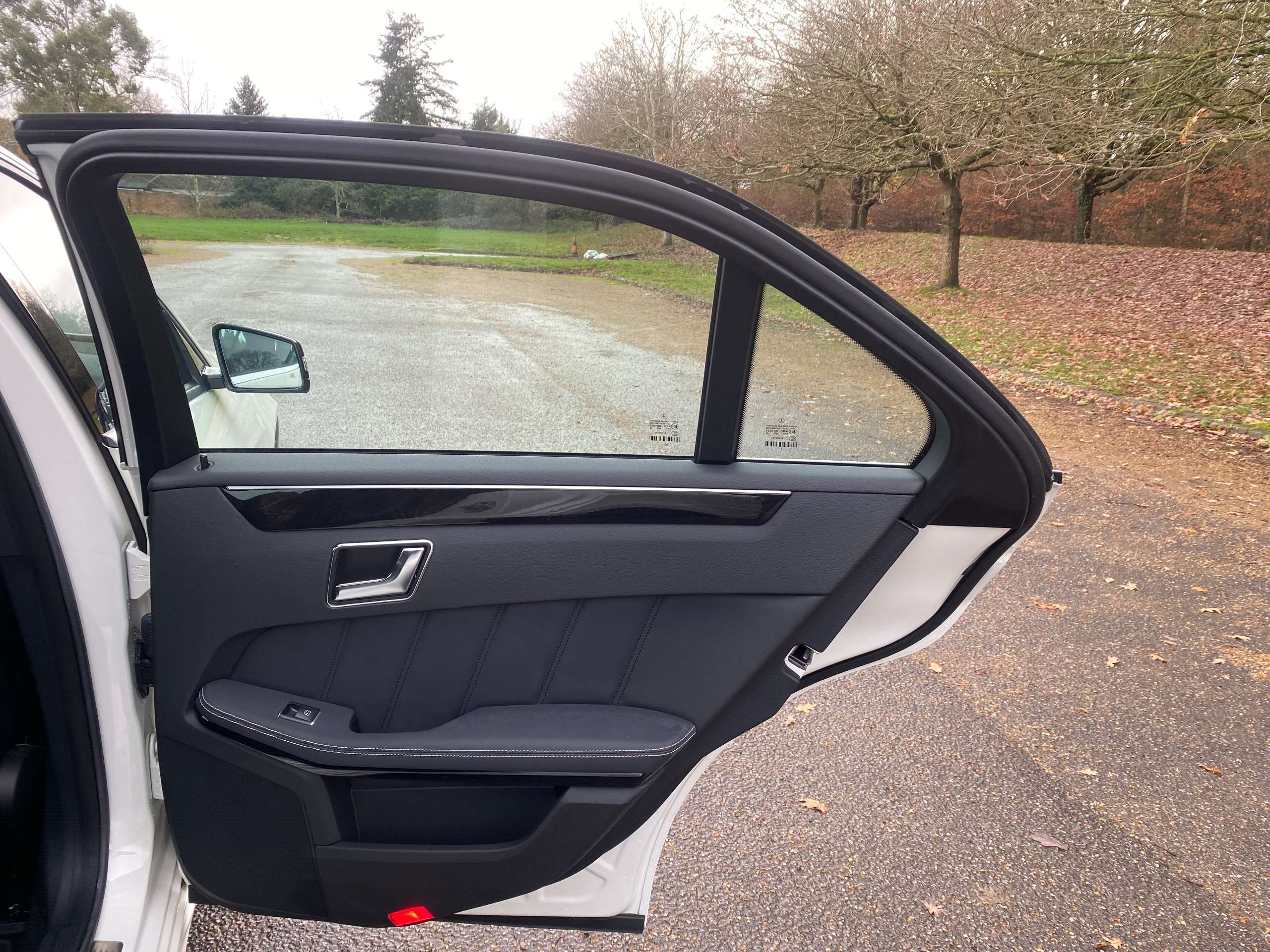 2012 MERCEDES-BENZ E CLASS 2012 MERCEDES-BENZ E CLASS