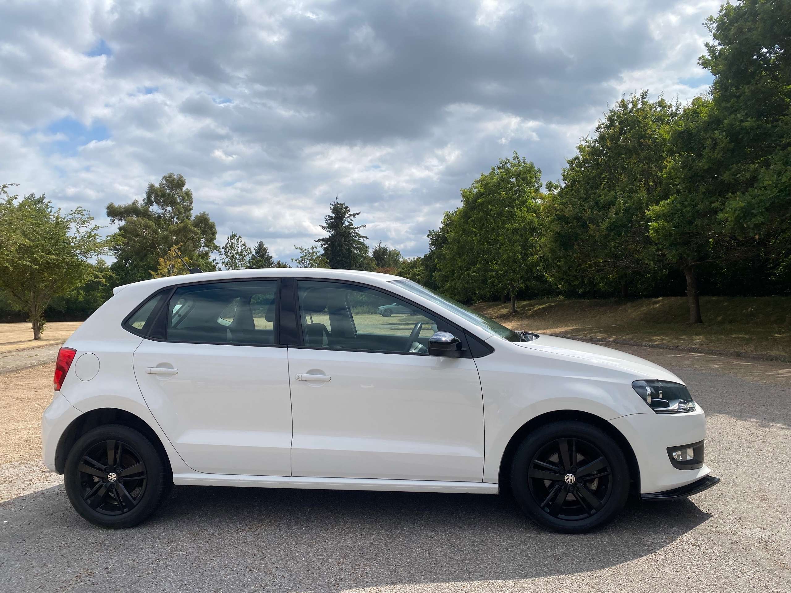 A 2014 VOLKSWAGEN POLO MK5 1.2 TSI BlueMotion Tech Match Hatchback 5dr Petrol DSG Euro 6 (s/s) (90 ps) A 2014 VOLKSWAGEN POLO MK5 1.2 TSI BlueMotion Tech Match Hatchback 5dr Petrol DSG Euro 6 (s/s) (90 ps)