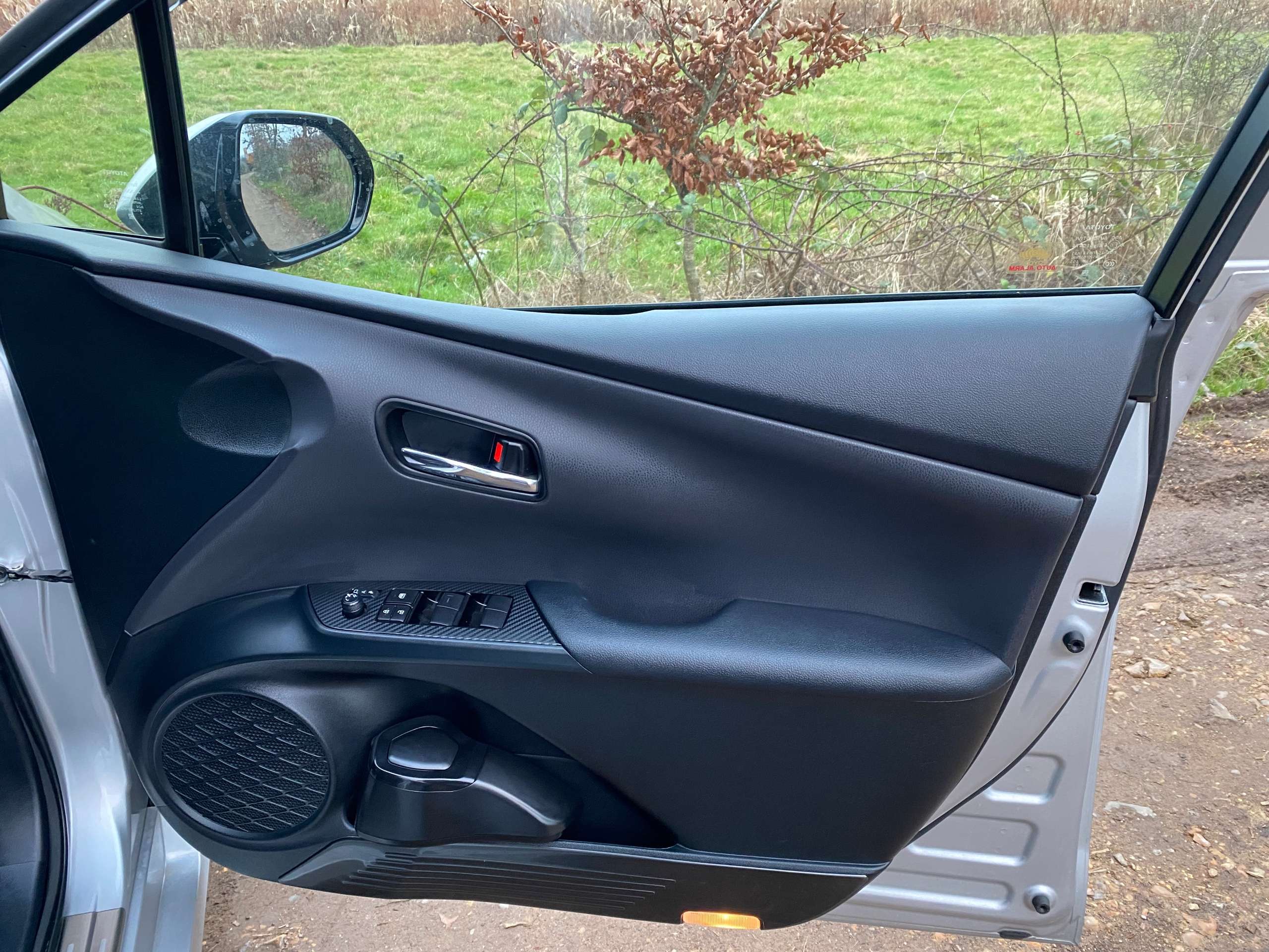 2020 TOYOTA PRIUS 2020 TOYOTA PRIUS