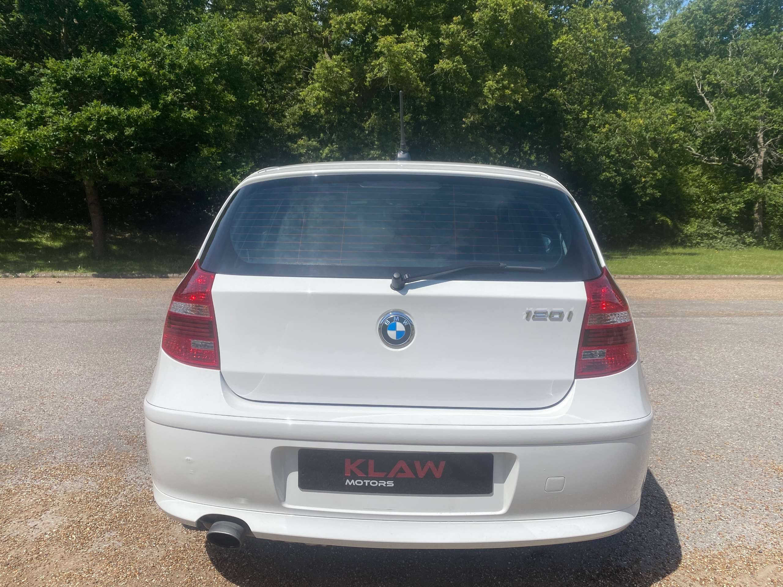 2010 BMW 1 SERIES 2010 BMW 1 SERIES