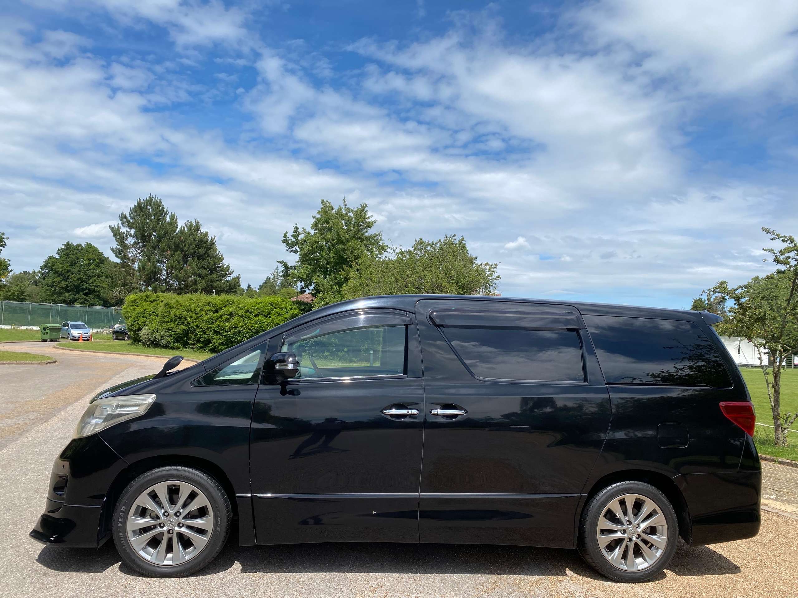 2010 TOYOTA ALPHARD 2010 TOYOTA ALPHARD
