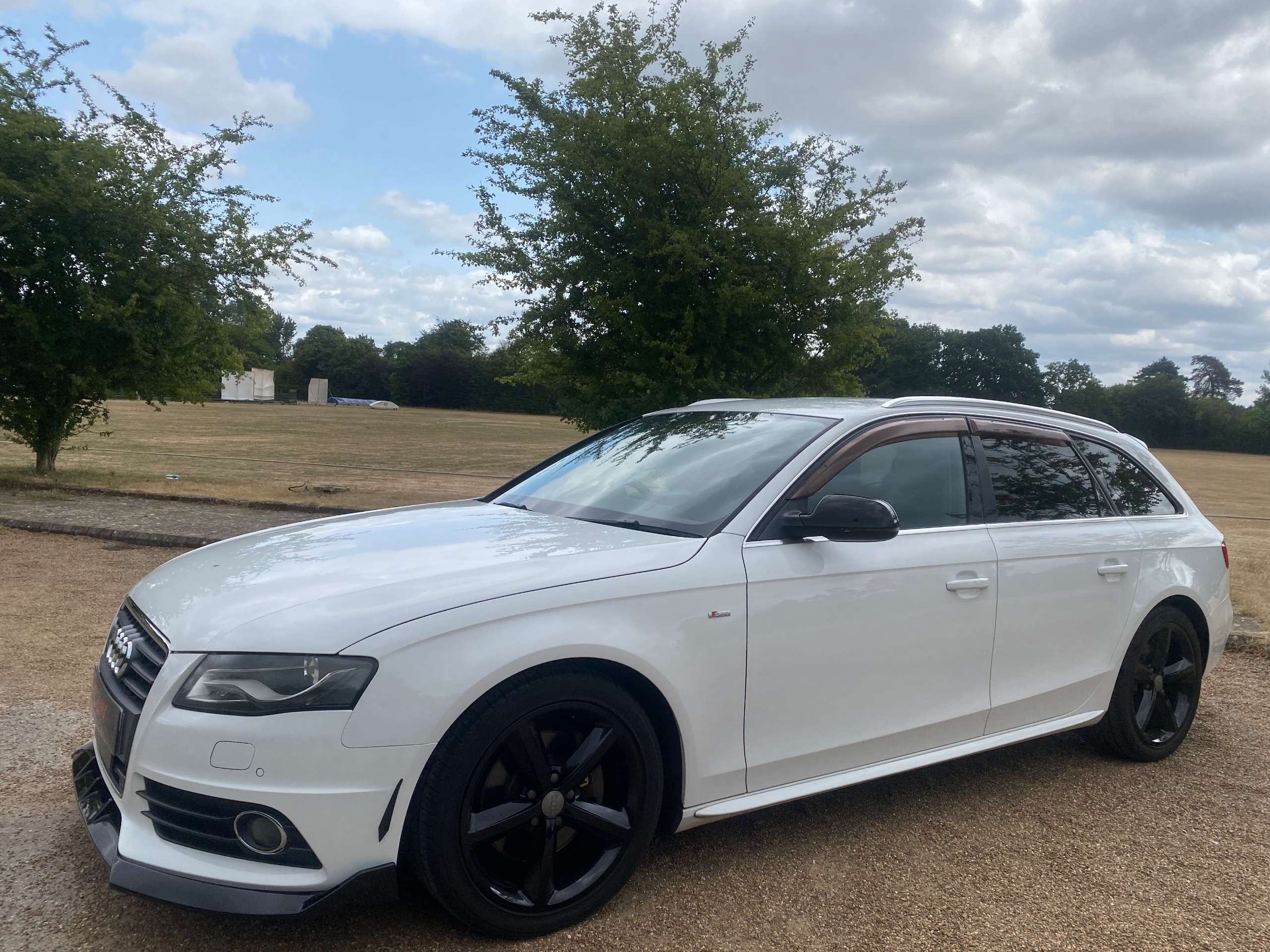 2011 AUDI A4 AVANT 2011 AUDI A4 AVANT