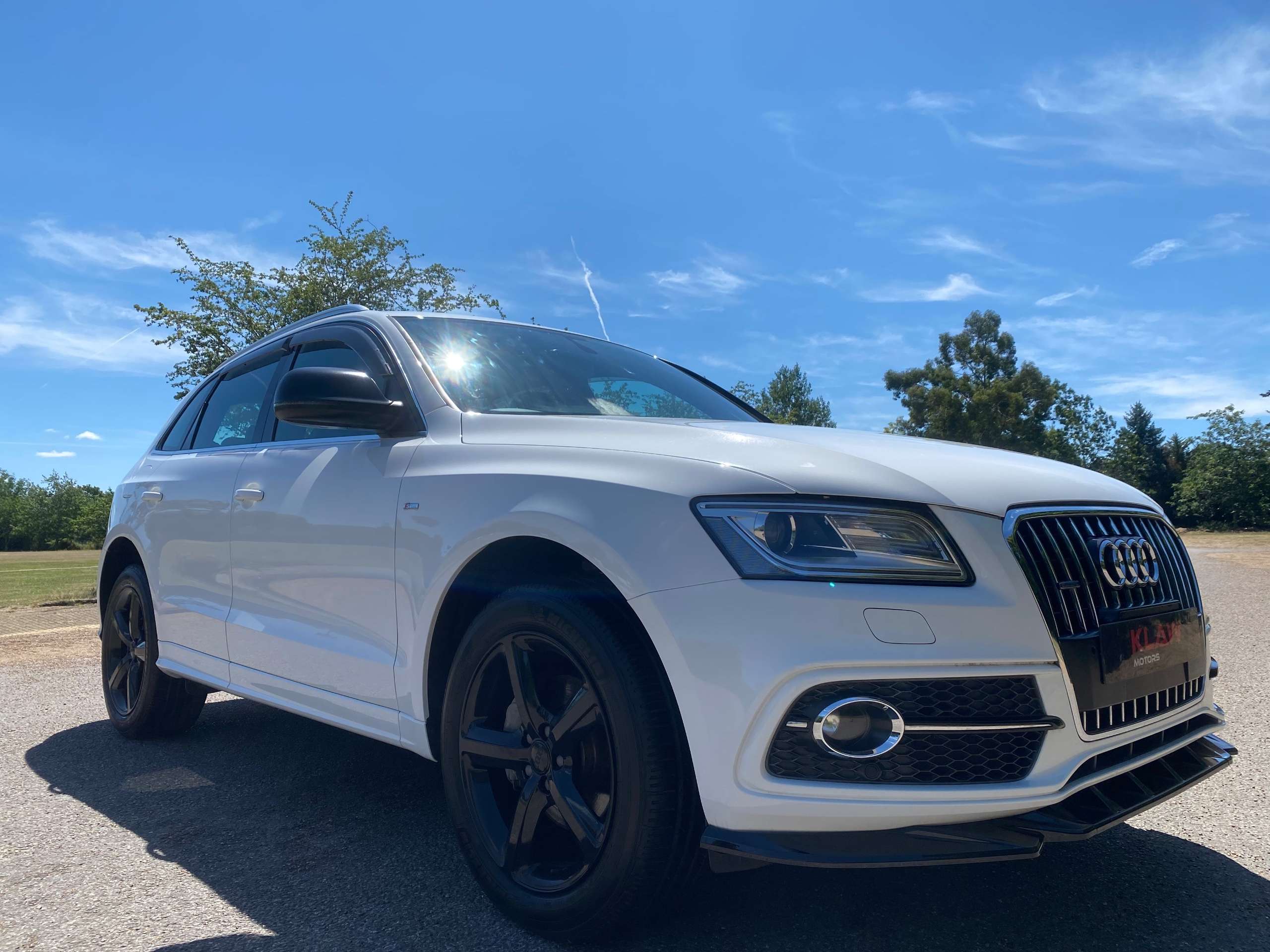 A 2013 AUDI Q5 8R 2.0 TFSI S line Plus SUV 5dr Petrol Tiptronic quattro (s/s) A 2013 AUDI Q5 8R 2.0 TFSI S line Plus SUV 5dr Petrol Tiptronic quattro (s/s)