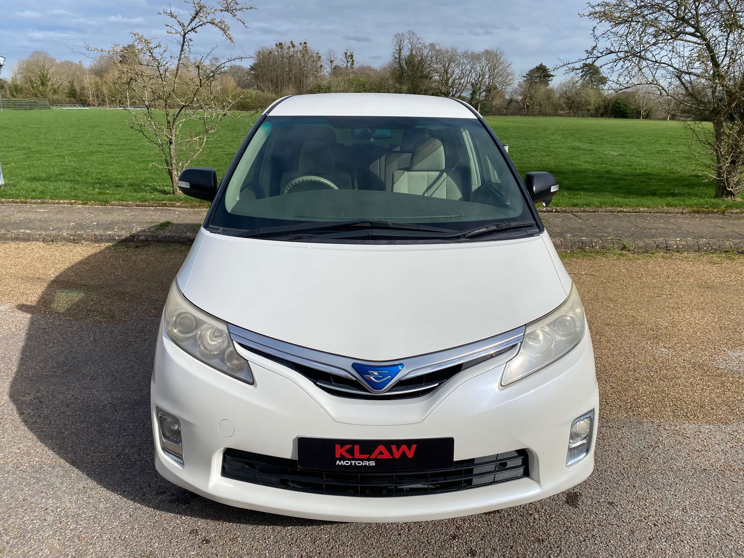 A 2010 TOYOTA ESTIMA 2.4 HYBRID X E FOUR CVT 7 SEATS MPV A 2010 TOYOTA ESTIMA 2.4 HYBRID X E FOUR CVT 7 SEATS MPV