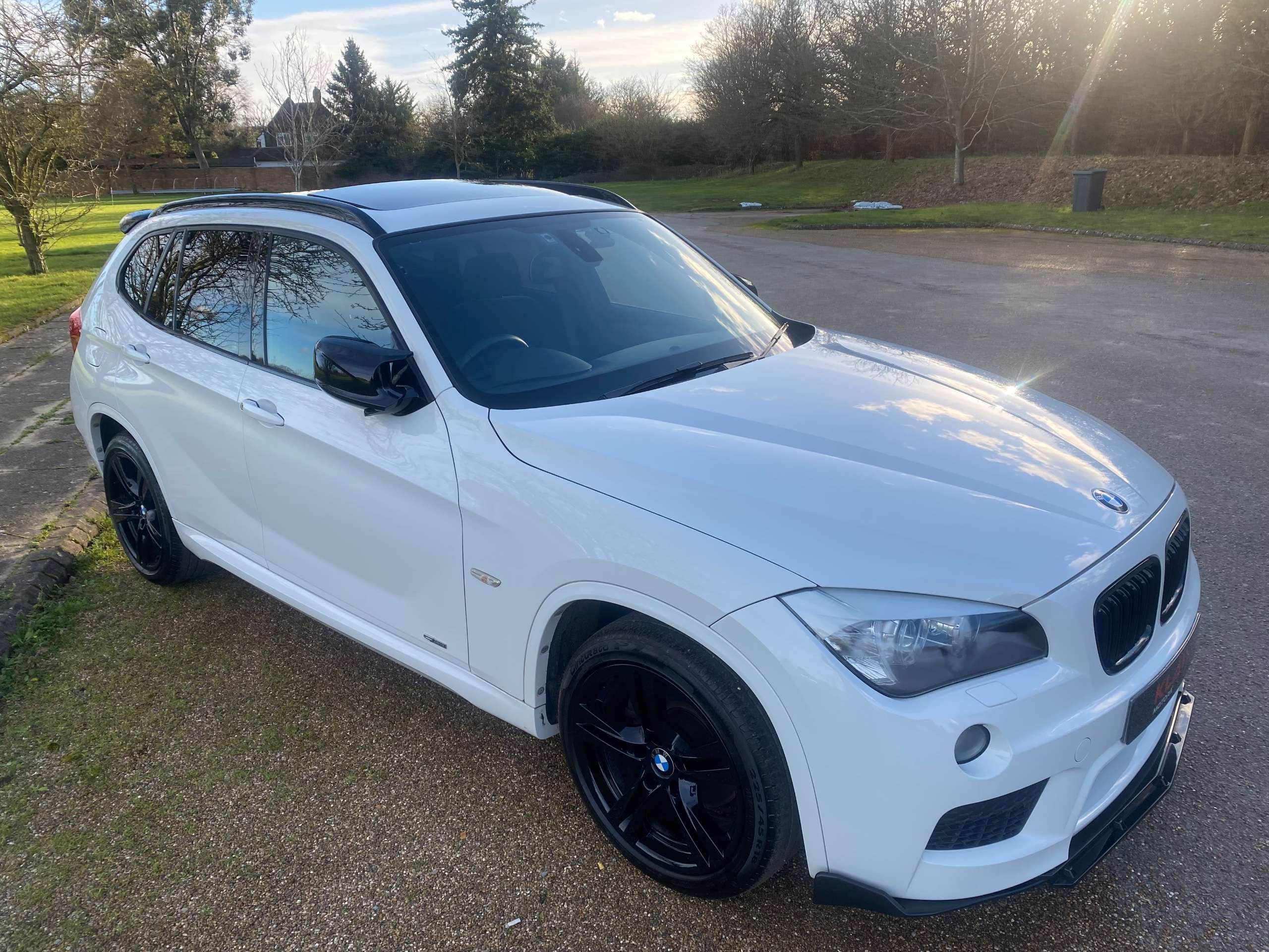 A 2011 BMW X1 2.0 sDRIVE 20I M SPORT AUTOMATIC PETROL 5dr A 2011 BMW X1 2.0 sDRIVE 20I M SPORT AUTOMATIC PETROL 5dr
