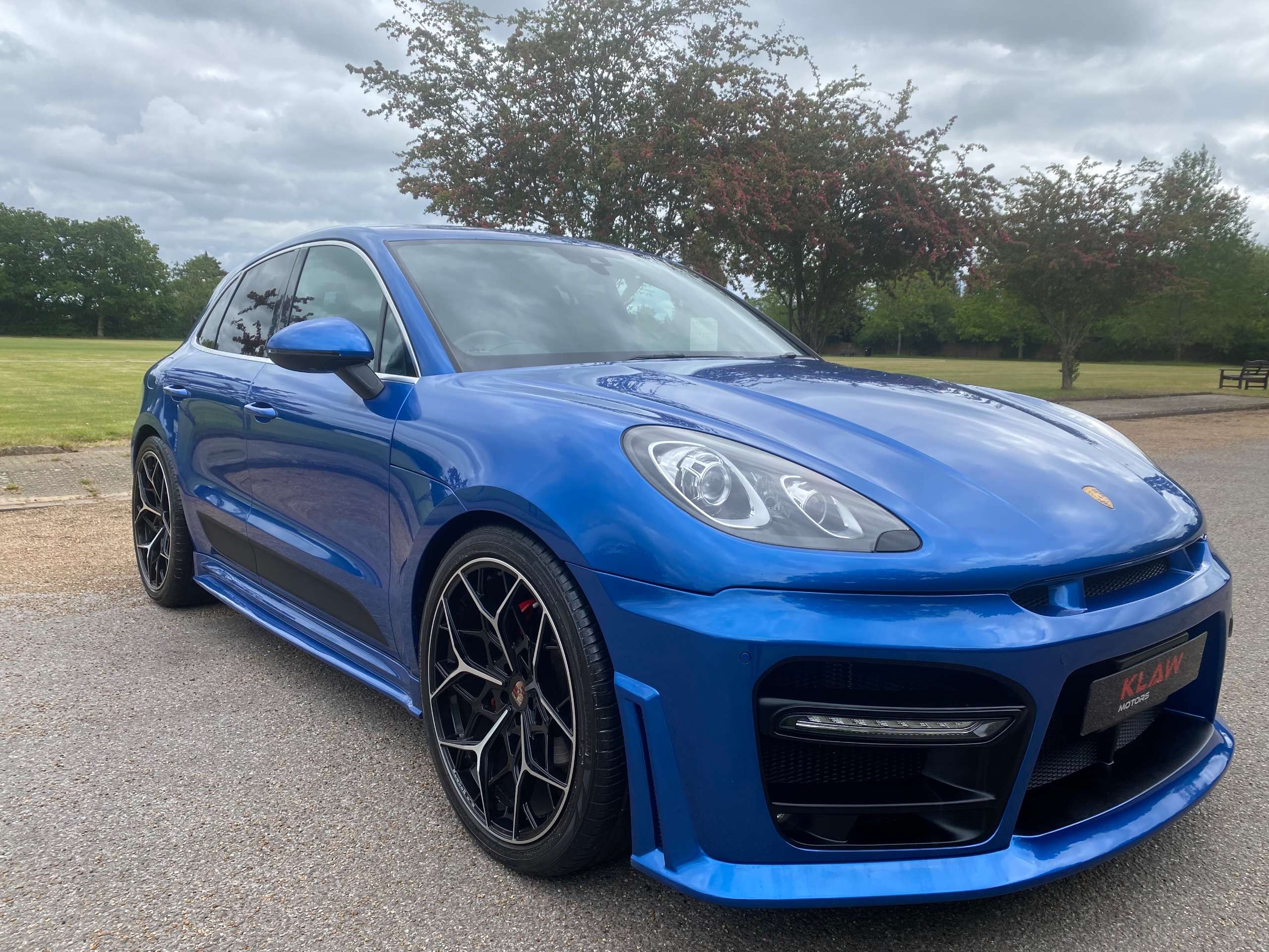 A 2016 PORSCHE MACAN S 3.0 V6 PDK 4WD SUV Euro 6 (s/s) 5dr A 2016 PORSCHE MACAN S 3.0 V6 PDK 4WD SUV Euro 6 (s/s) 5dr