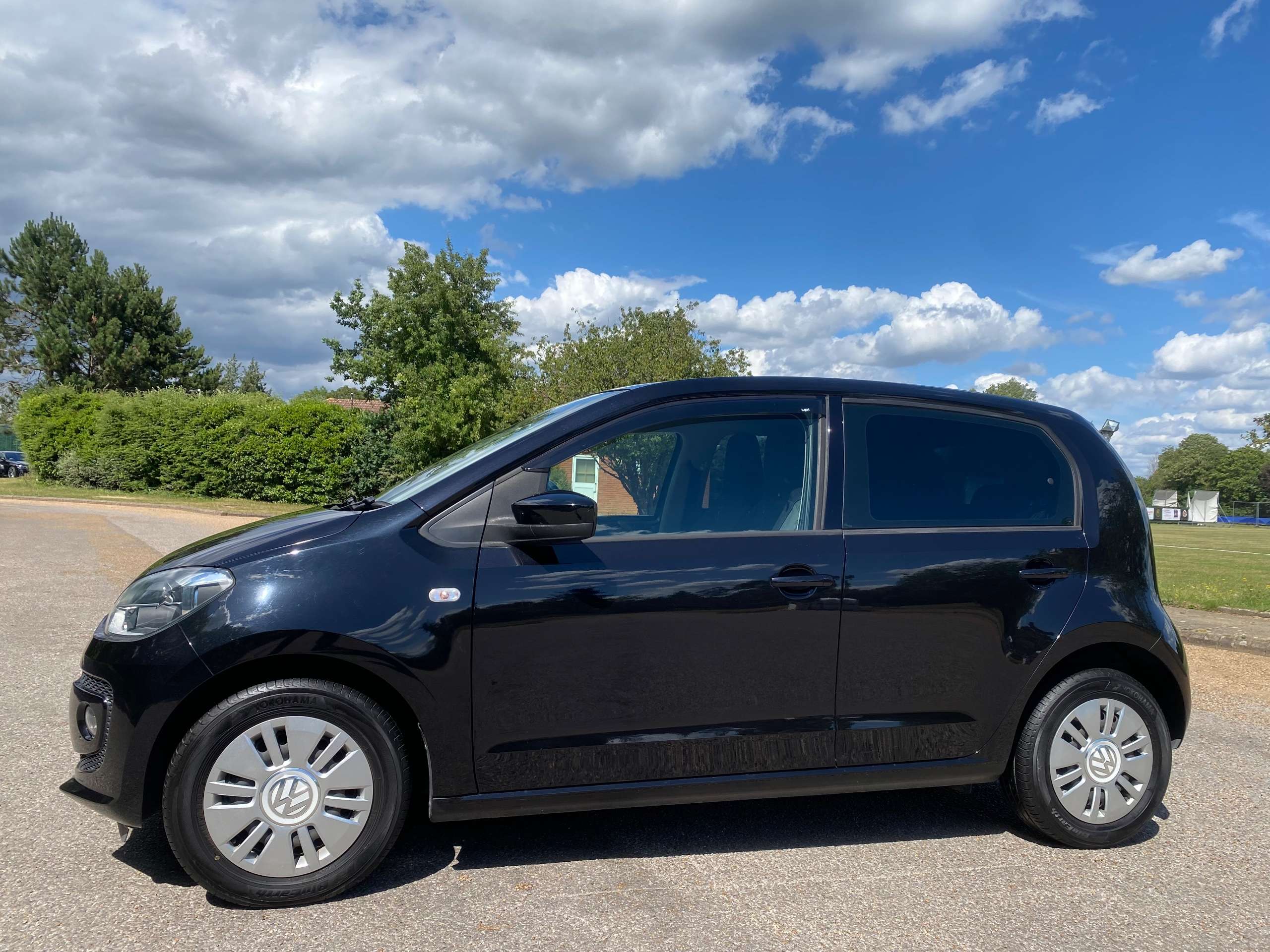 2015 VOLKSWAGEN UP! 2015 VOLKSWAGEN UP!
