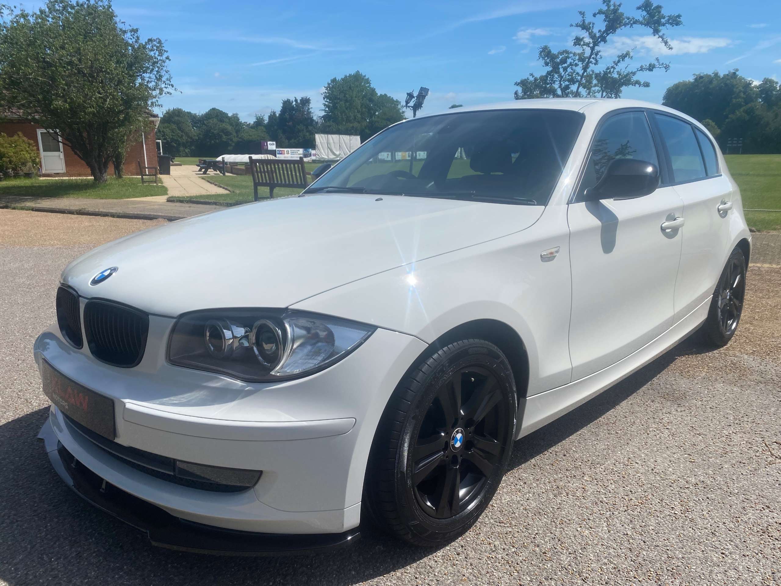 2010 BMW 1 SERIES 2010 BMW 1 SERIES