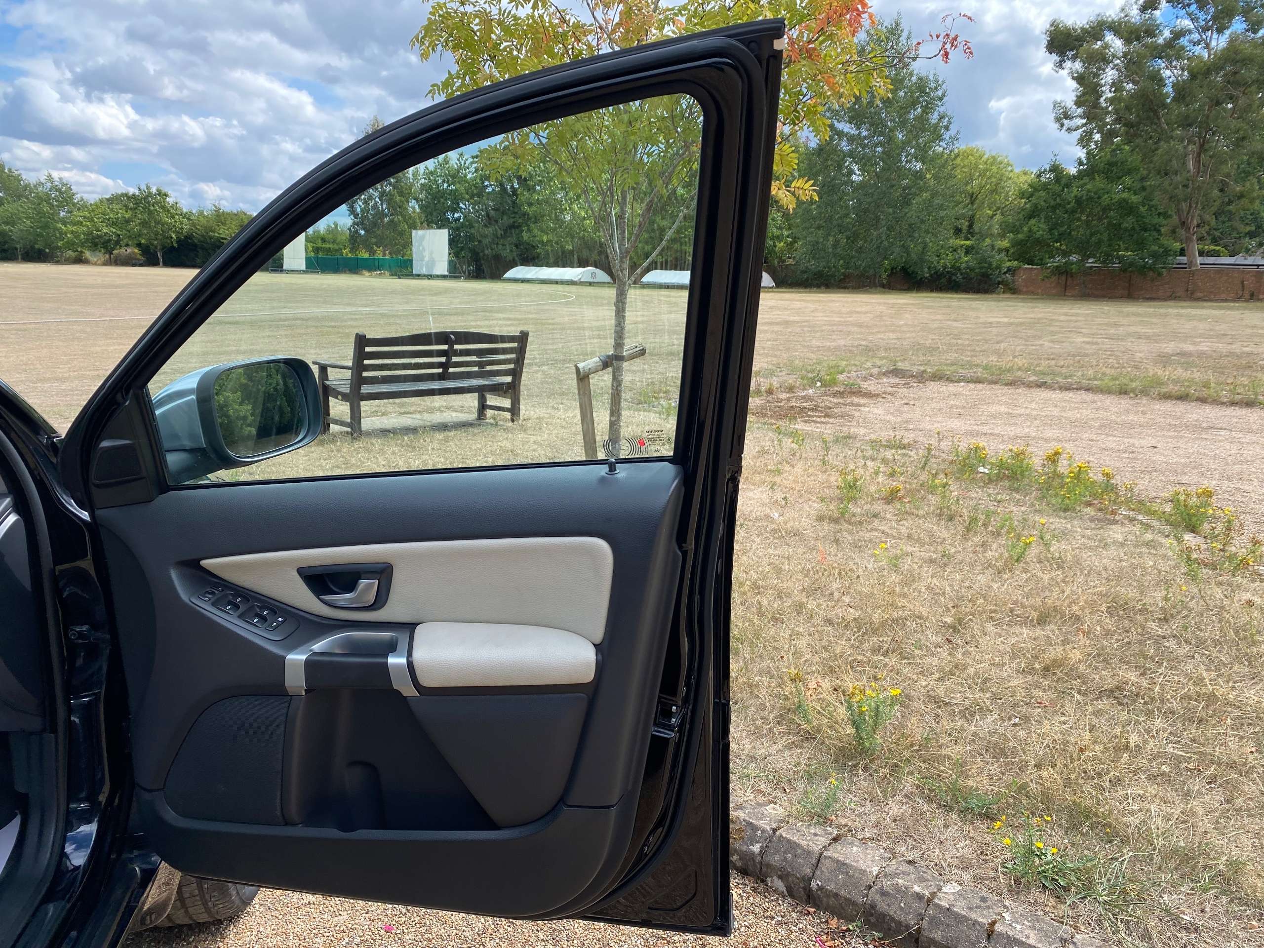 2012 VOLVO XC90 2012 VOLVO XC90