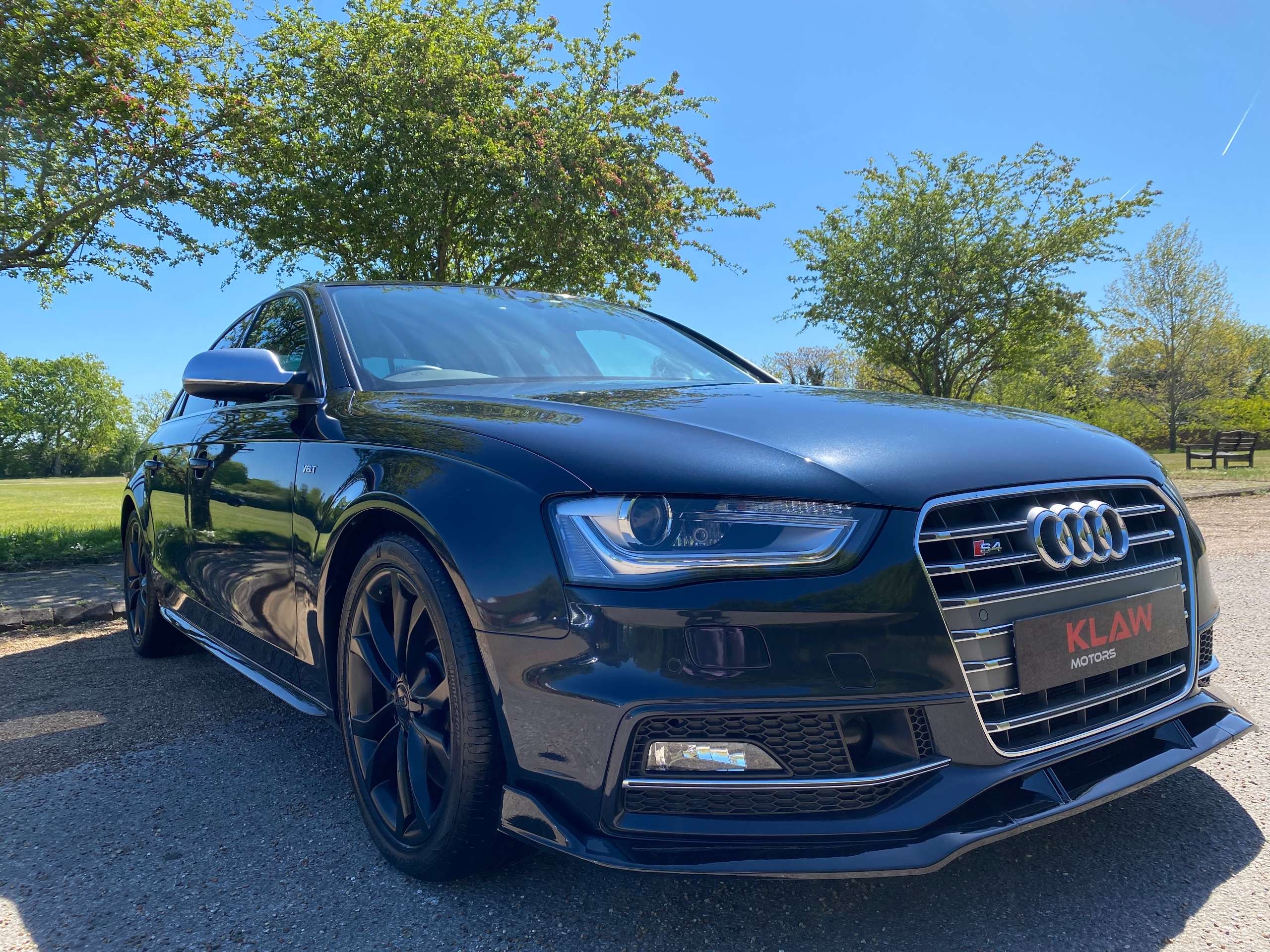 A 2015 AUDI S4 B8.5 3.0 V6 SUPERCHARGED S TRONIC QUATTRO (NAV) AUTO PETROL 4dr EURO 6(s/s) 333PS A 2015 AUDI S4 B8.5 3.0 V6 SUPERCHARGED S TRONIC QUATTRO (NAV) AUTO PETROL 4dr EURO 6(s/s) 333PS