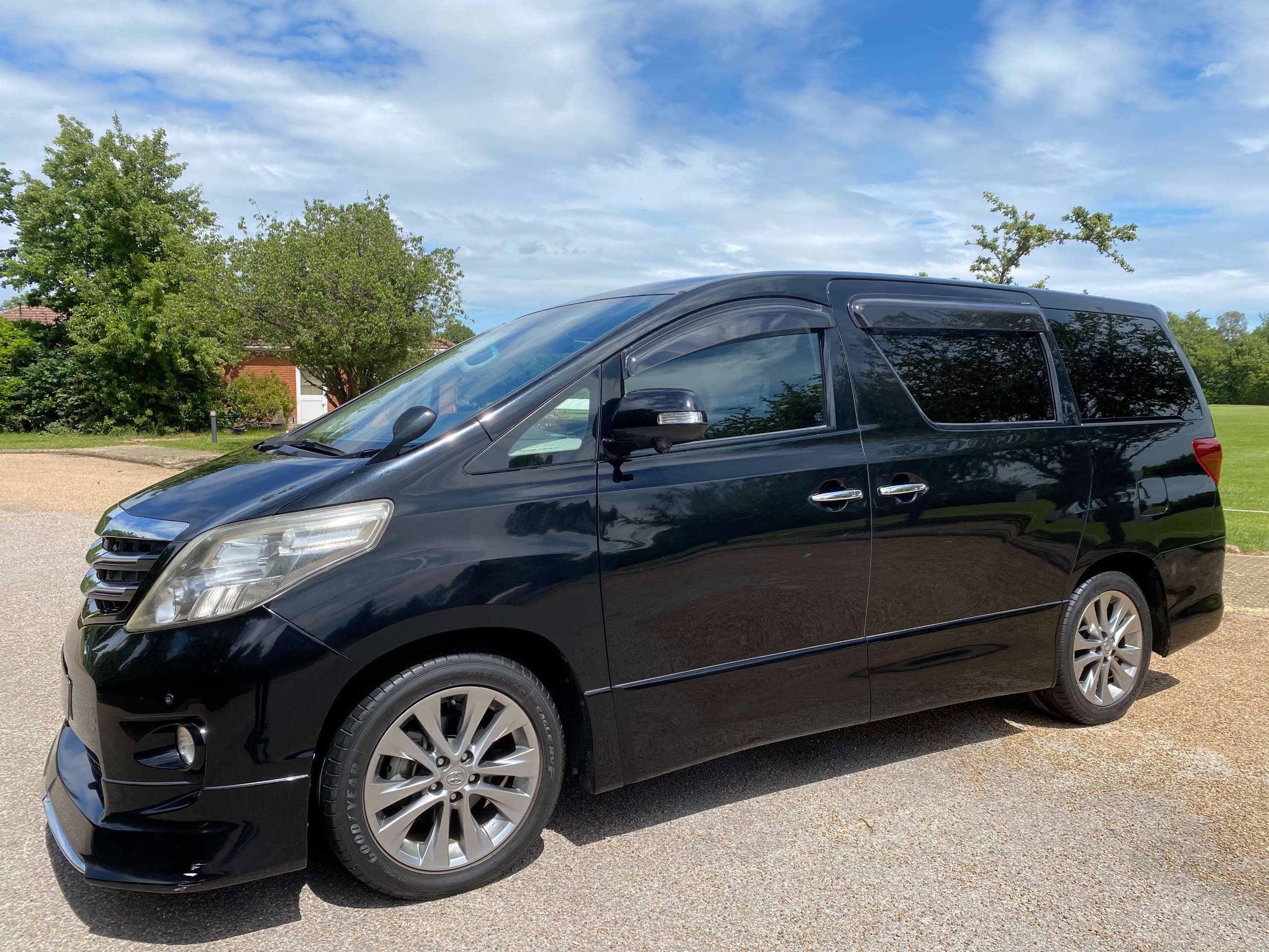 2010 TOYOTA ALPHARD 2010 TOYOTA ALPHARD