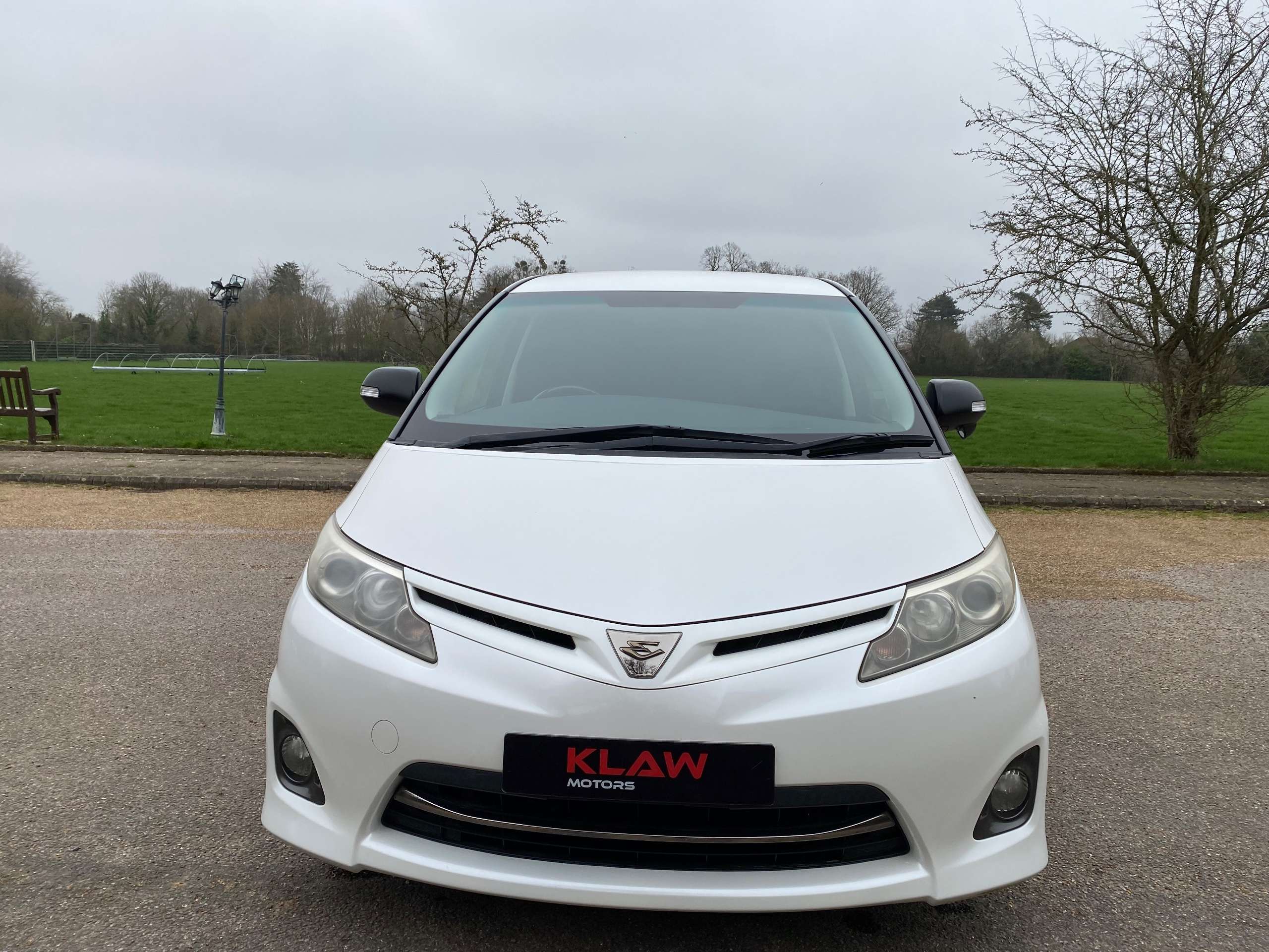 A 2010 TOYOTA ESTIMA 2.4 AERAS G EDITION 7 SEATS MPV PETROL A 2010 TOYOTA ESTIMA 2.4 AERAS G EDITION 7 SEATS MPV PETROL