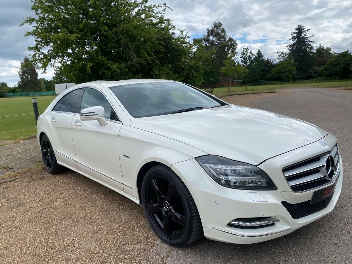 Check out this Mercedes-benz Cls Class 2011 Petrol Automatic