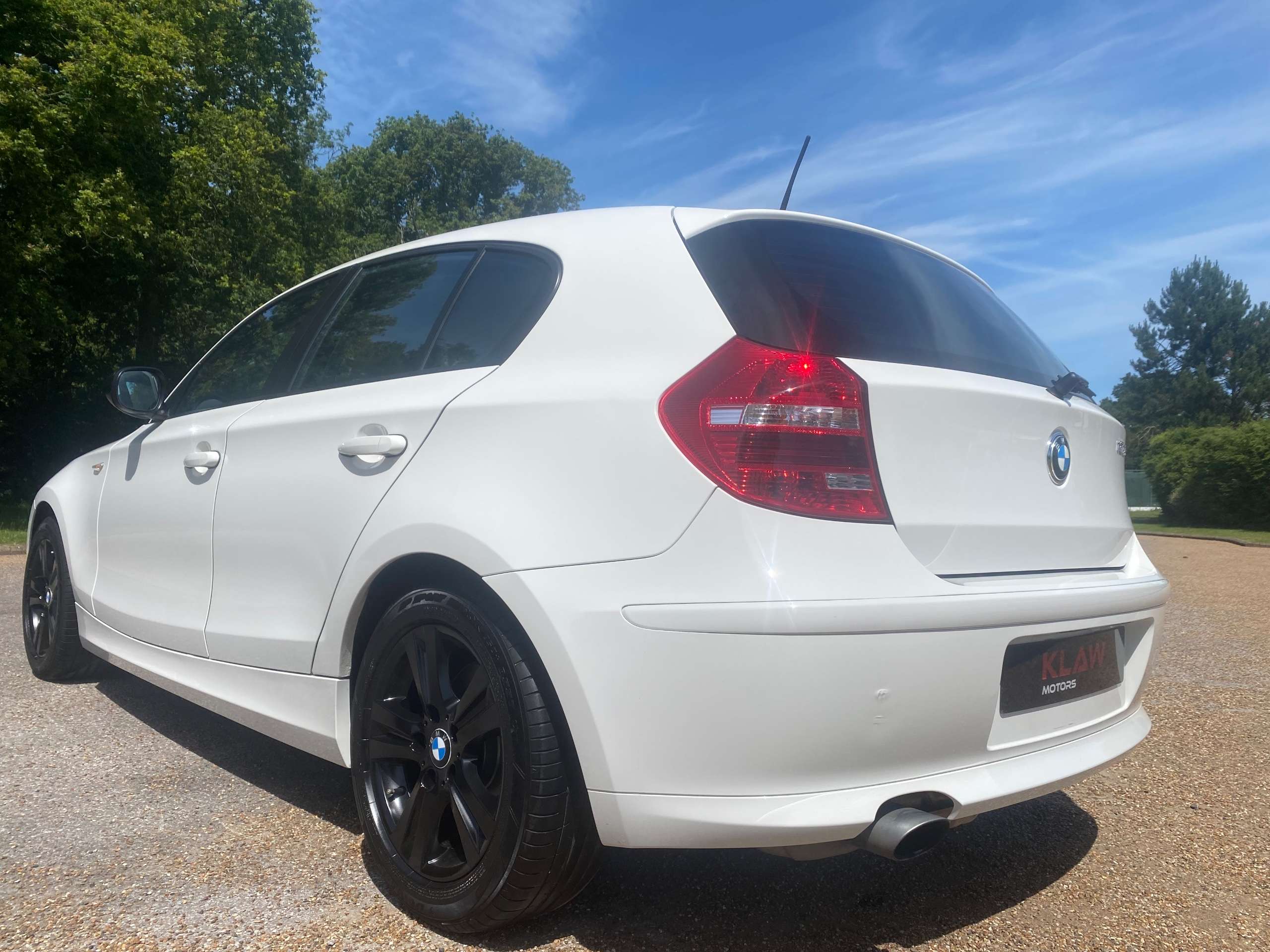 2010 BMW 1 SERIES 2010 BMW 1 SERIES