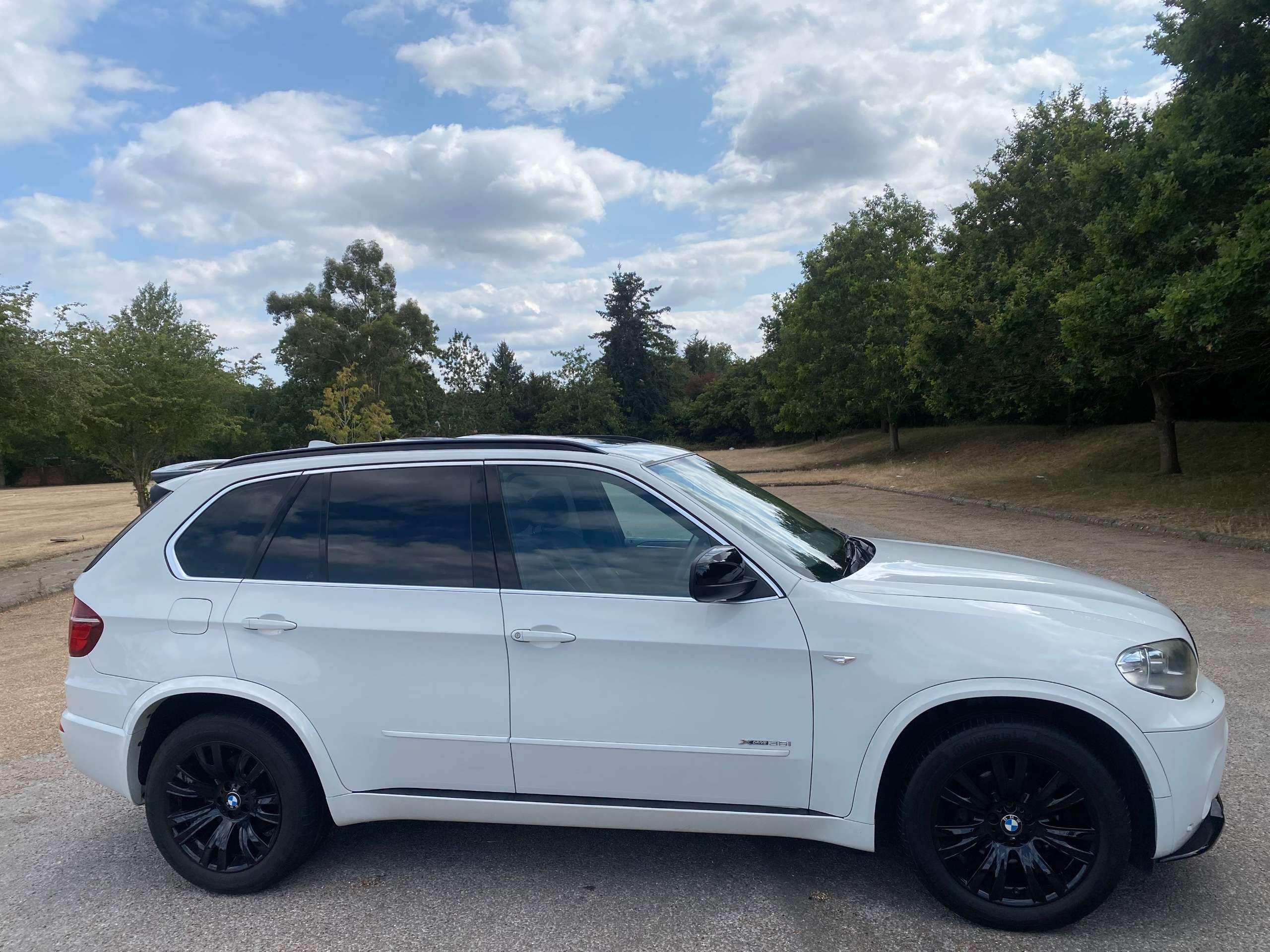 A 2011 BMW X5 3.0 35I M Sport Twin Power Turbo Auto xDrive E70 Euro 5 5dr A 2011 BMW X5 3.0 35I M Sport Twin Power Turbo Auto xDrive E70 Euro 5 5dr