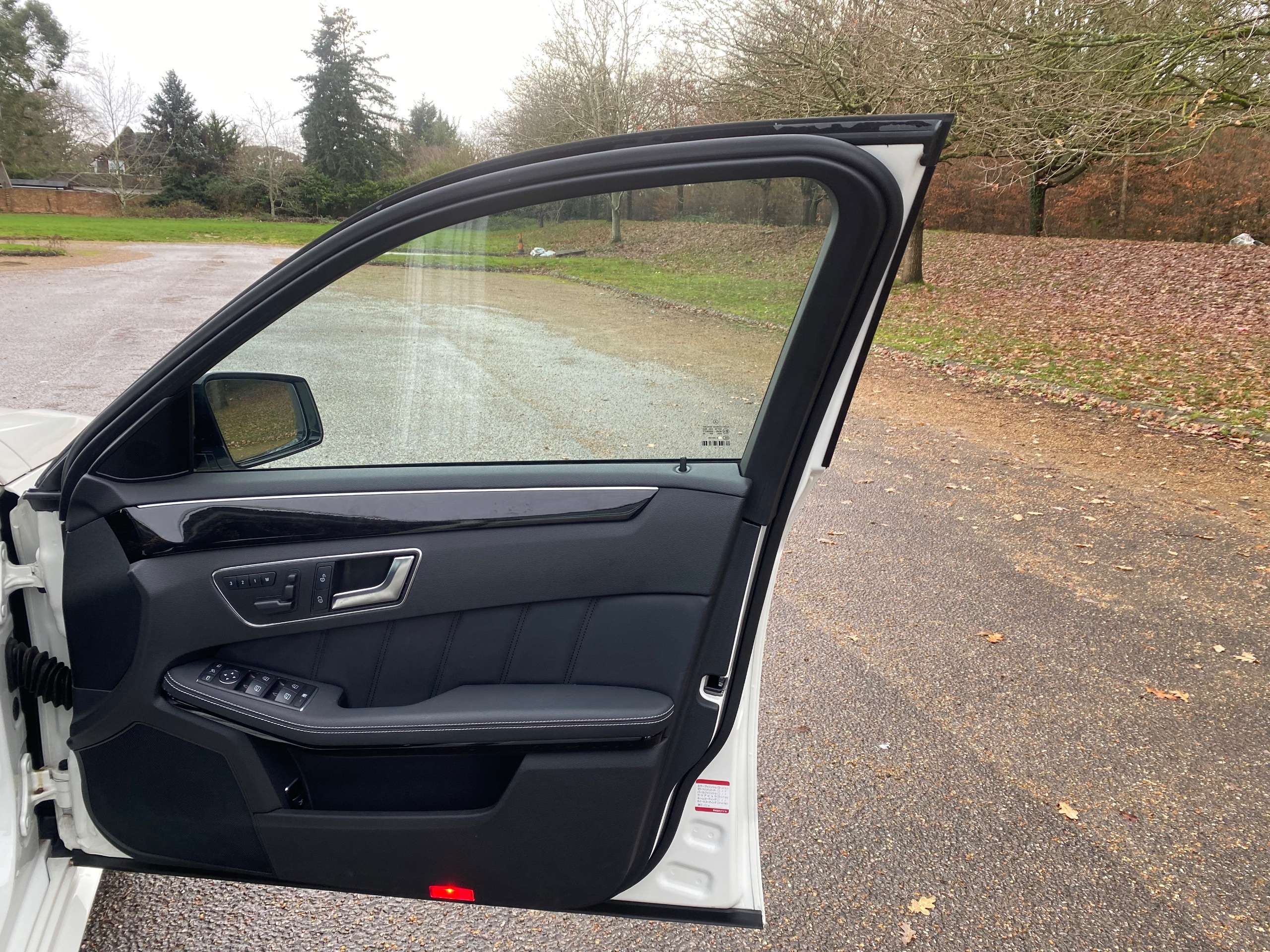 2012 MERCEDES-BENZ E CLASS 2012 MERCEDES-BENZ E CLASS