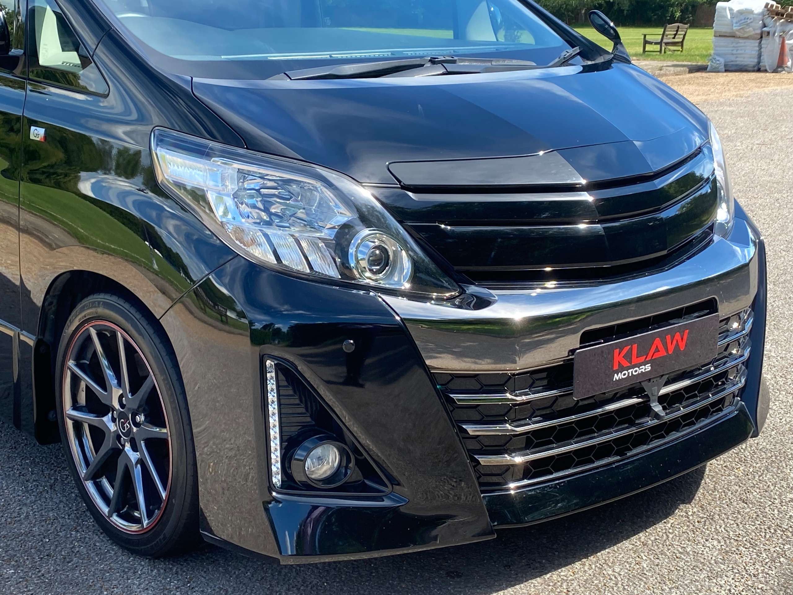 A 2013 TOYOTA ALPHARD 240S Gazoo Sport 2.4 Petrol Auto 7 Seats MPV A 2013 TOYOTA ALPHARD 240S Gazoo Sport 2.4 Petrol Auto 7 Seats MPV