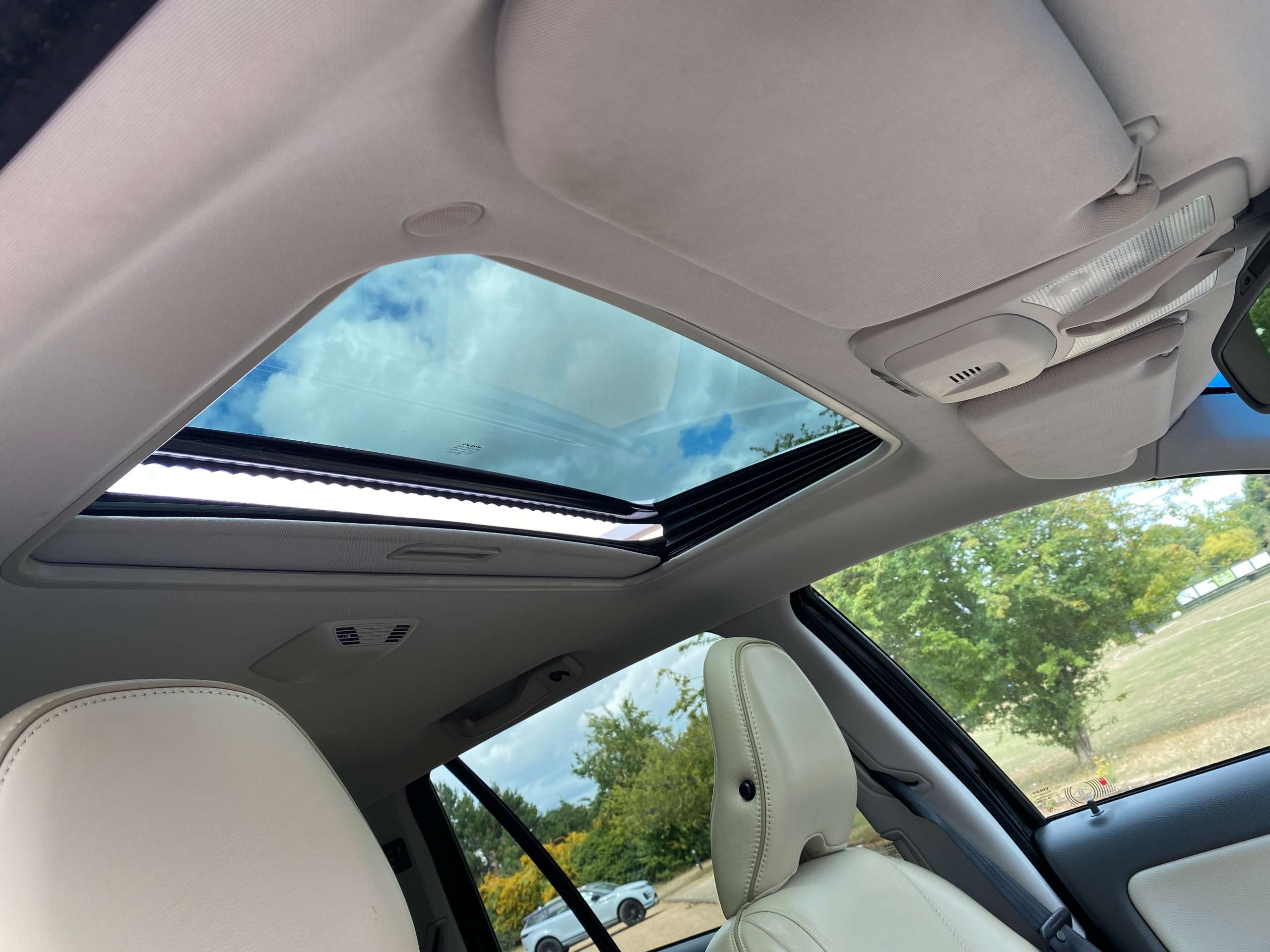 2012 VOLVO XC90 2012 VOLVO XC90