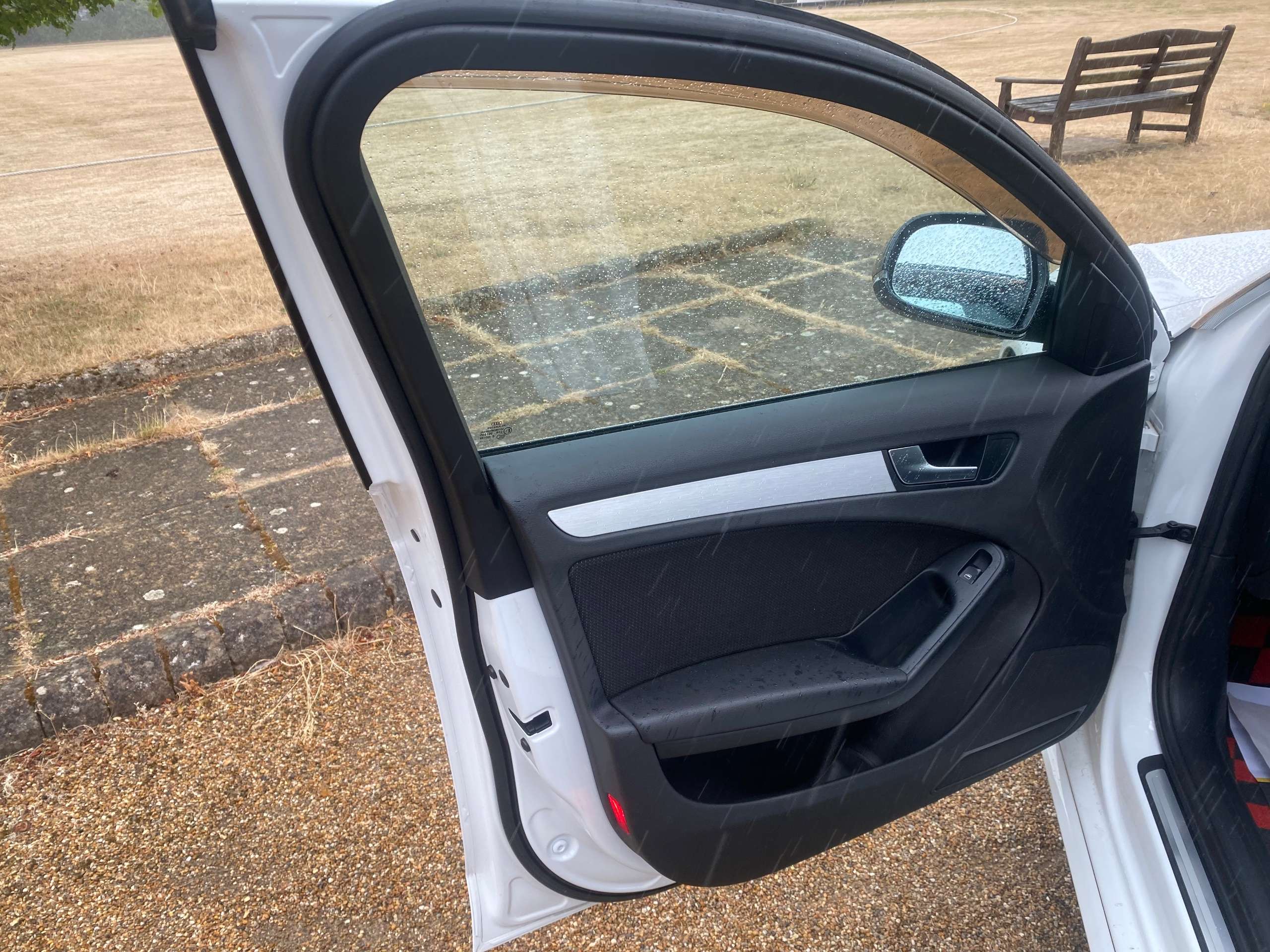 2011 AUDI A4 AVANT 2011 AUDI A4 AVANT