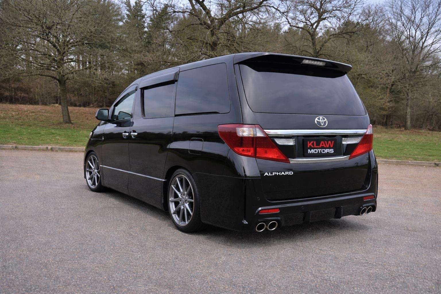 A 2013 TOYOTA ALPHARD 240S Gazoo Sport 2.4 Petrol Auto 7 Seats MPV A 2013 TOYOTA ALPHARD 240S Gazoo Sport 2.4 Petrol Auto 7 Seats MPV
