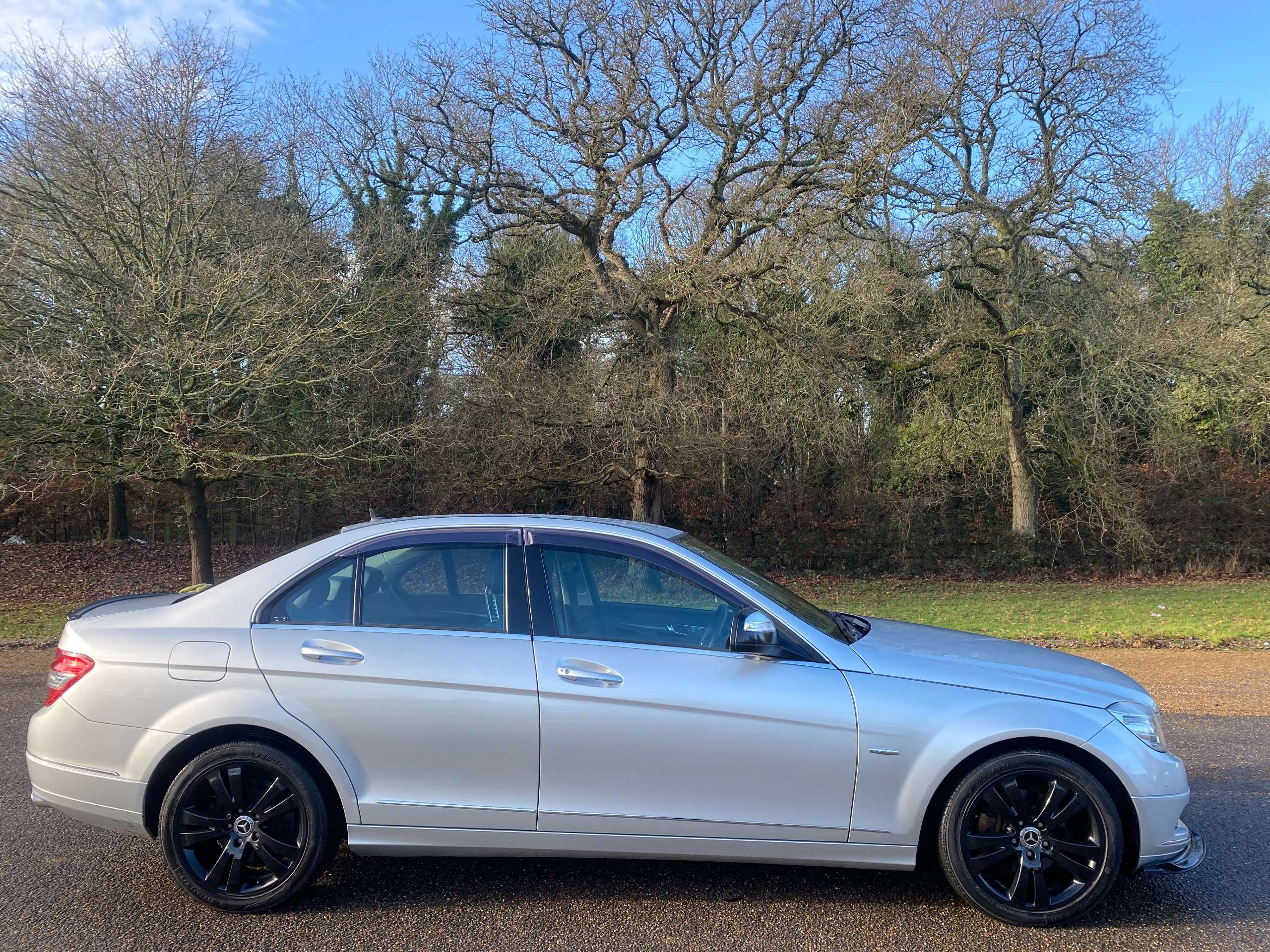 A 2008 MERCEDES-BENZ C CLASS 2.5 C250 V6 Sport G-Tronic Euro 5 4dr 2008 (08) A 2008 MERCEDES-BENZ C CLASS 2.5 C250 V6 Sport G-Tronic Euro 5 4dr 2008 (08)