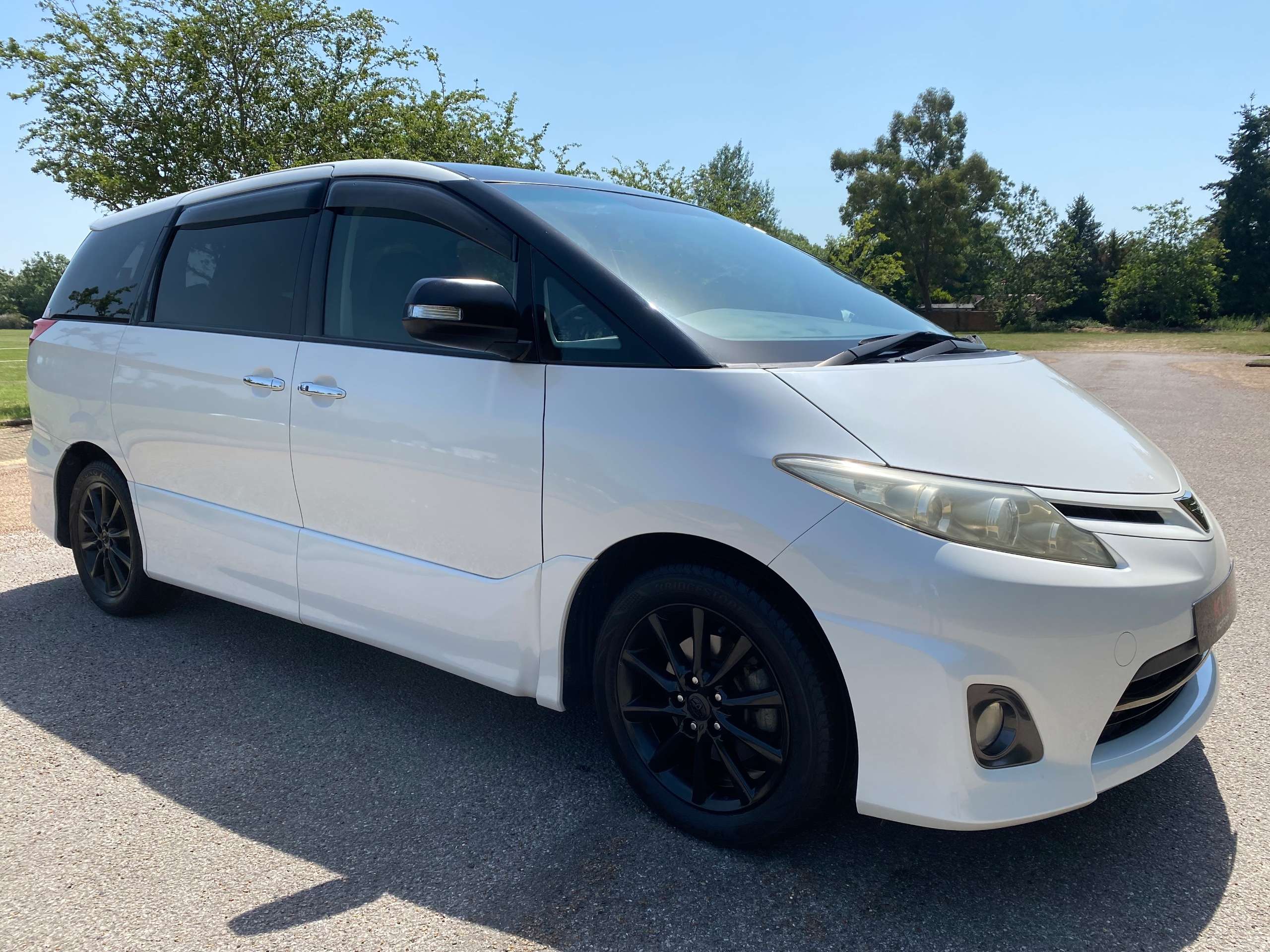 A 2010 TOYOTA ESTIMA 2.4 Aeras G Edition Dual Sunroof/Moonroof 7 Seats MPV Petrol 5dr A 2010 TOYOTA ESTIMA 2.4 Aeras G Edition Dual Sunroof/Moonroof 7 Seats MPV Petrol 5dr