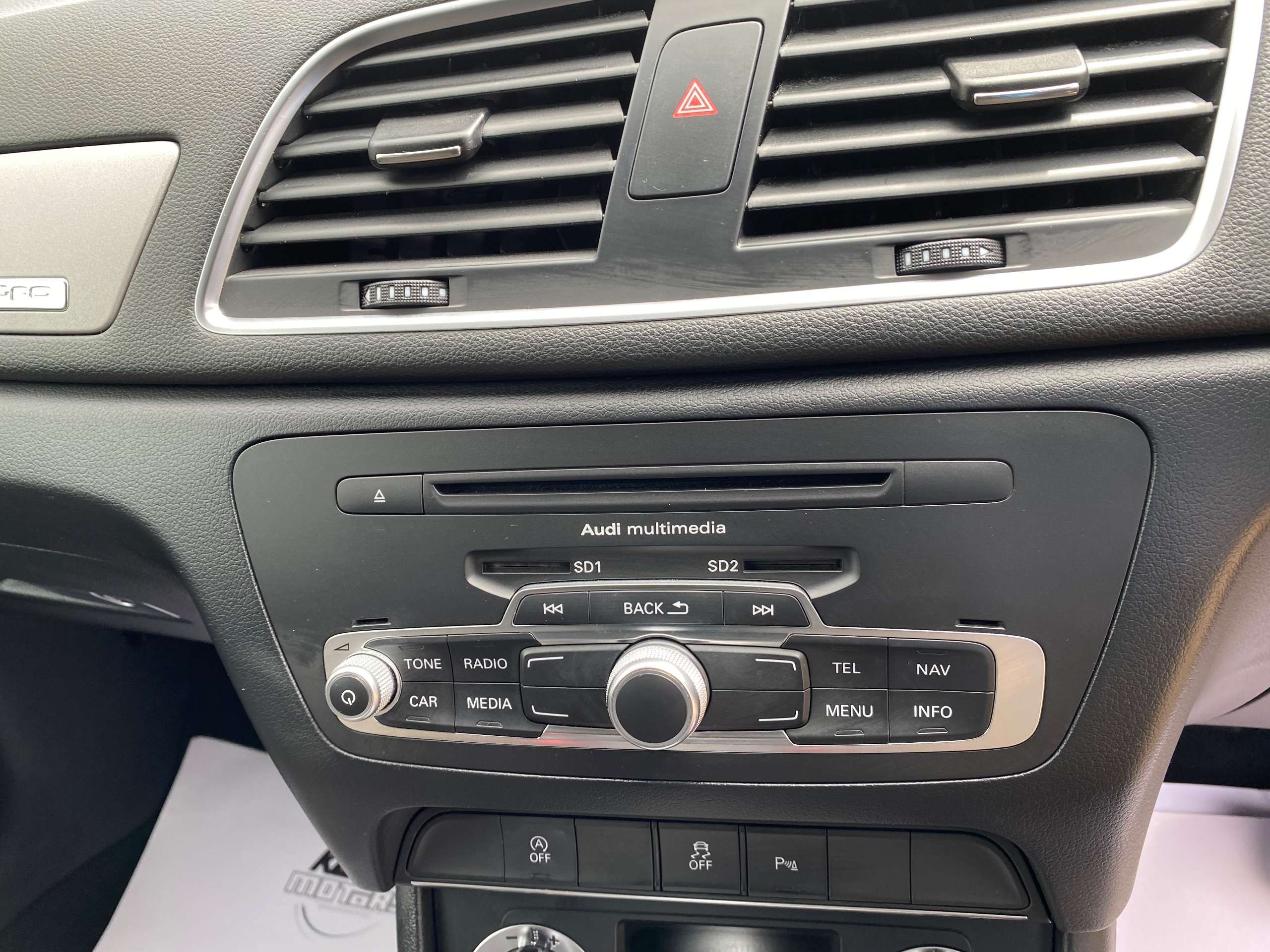 2014 AUDI Q3 2014 AUDI Q3