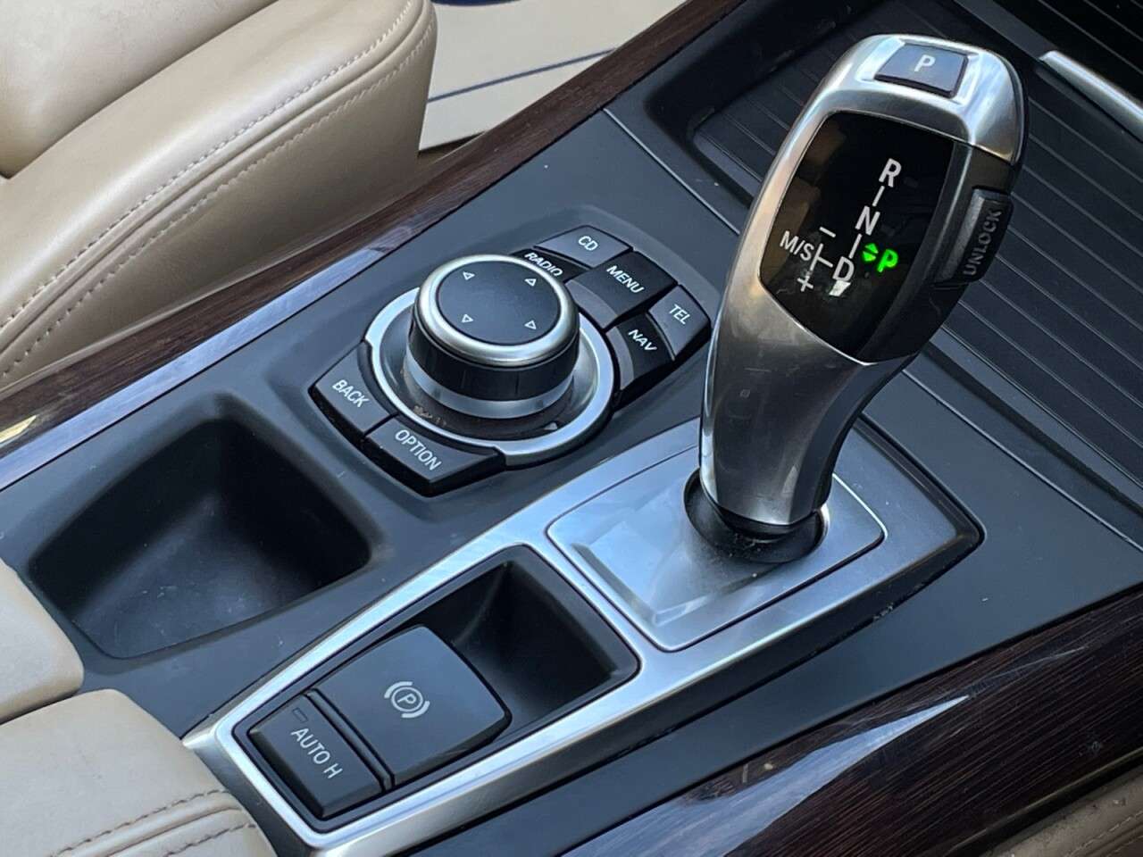 2010 BMW X5 2010 BMW X5