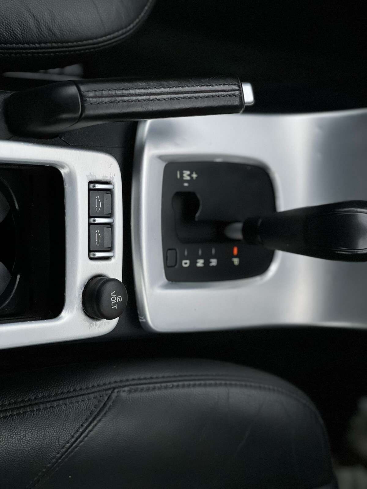 2011 VOLVO C70 2011 VOLVO C70