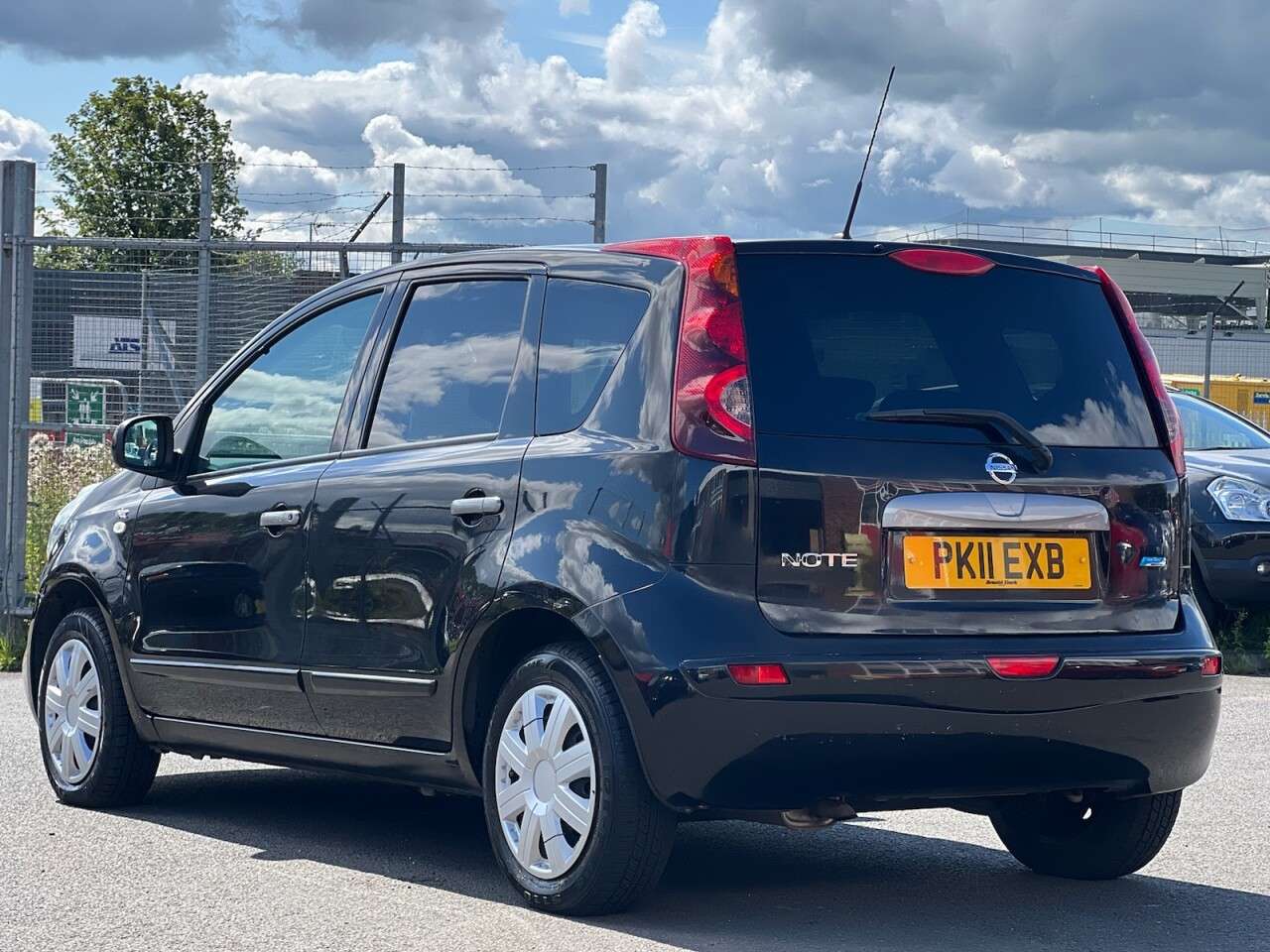 2011 NISSAN NOTE 2011 NISSAN NOTE