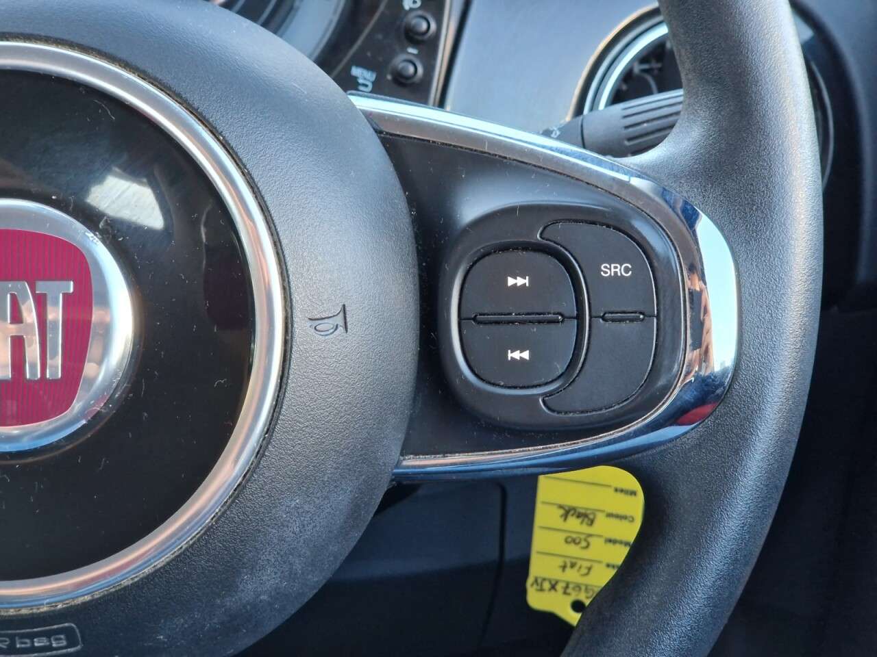 2017 FIAT 500 2017 FIAT 500