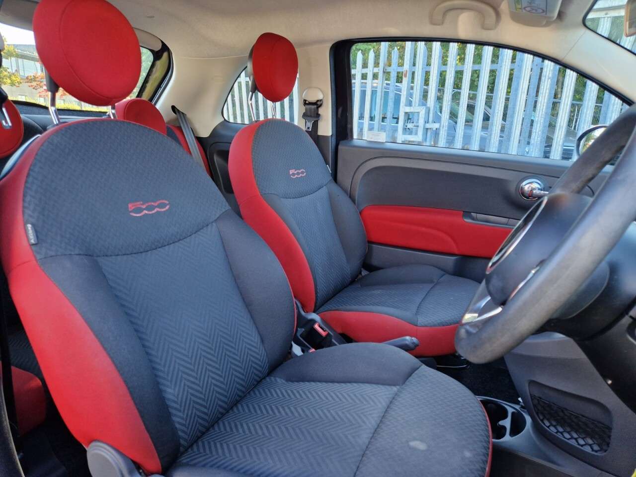2017 FIAT 500 2017 FIAT 500