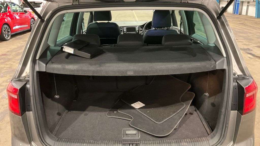 2014 VOLKSWAGEN GOLF SV 2014 VOLKSWAGEN GOLF SV