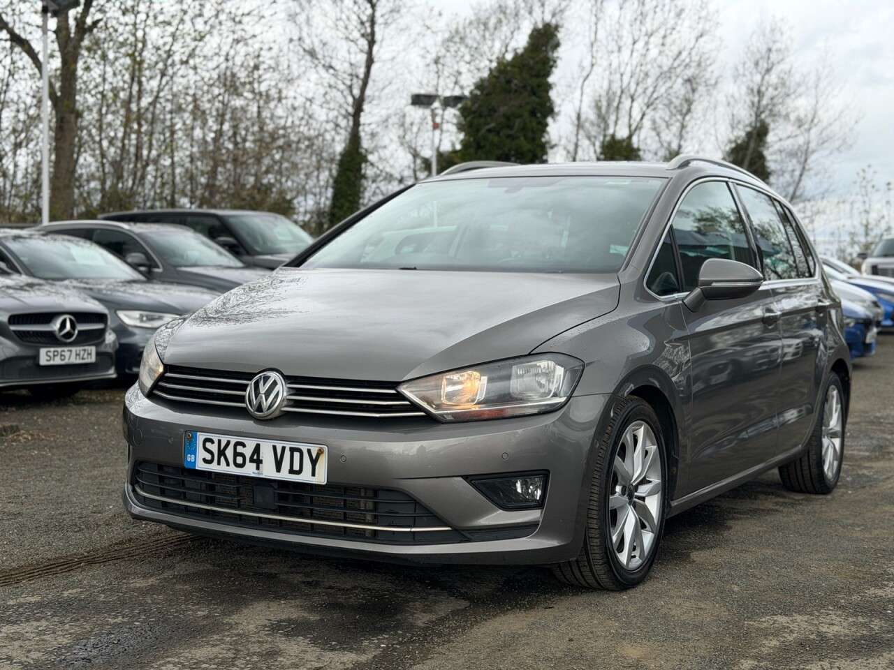 A 2014 VOLKSWAGEN GOLF SV 2.0 GT TDI DSG 5d 148 BHP A 2014 VOLKSWAGEN GOLF SV 2.0 GT TDI DSG 5d 148 BHP