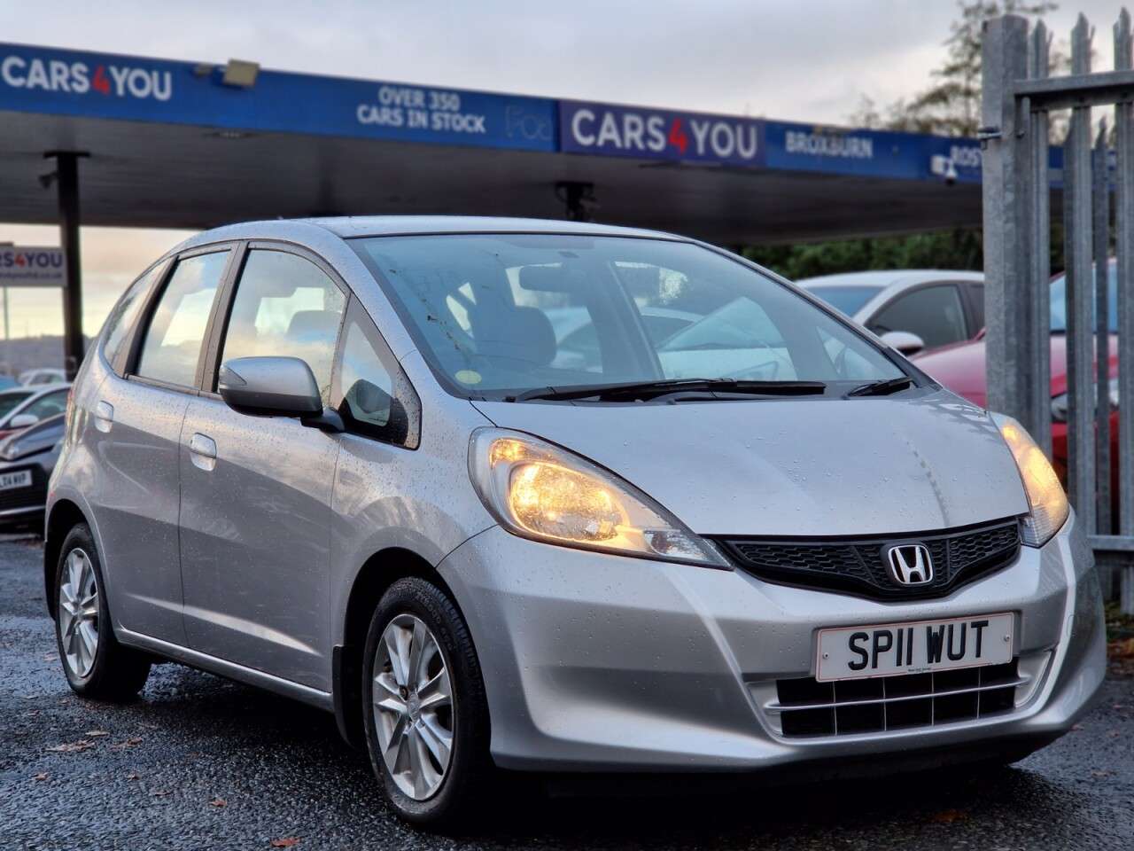 A 2011 HONDA JAZZ I-VTEC ES A 2011 HONDA JAZZ I-VTEC ES