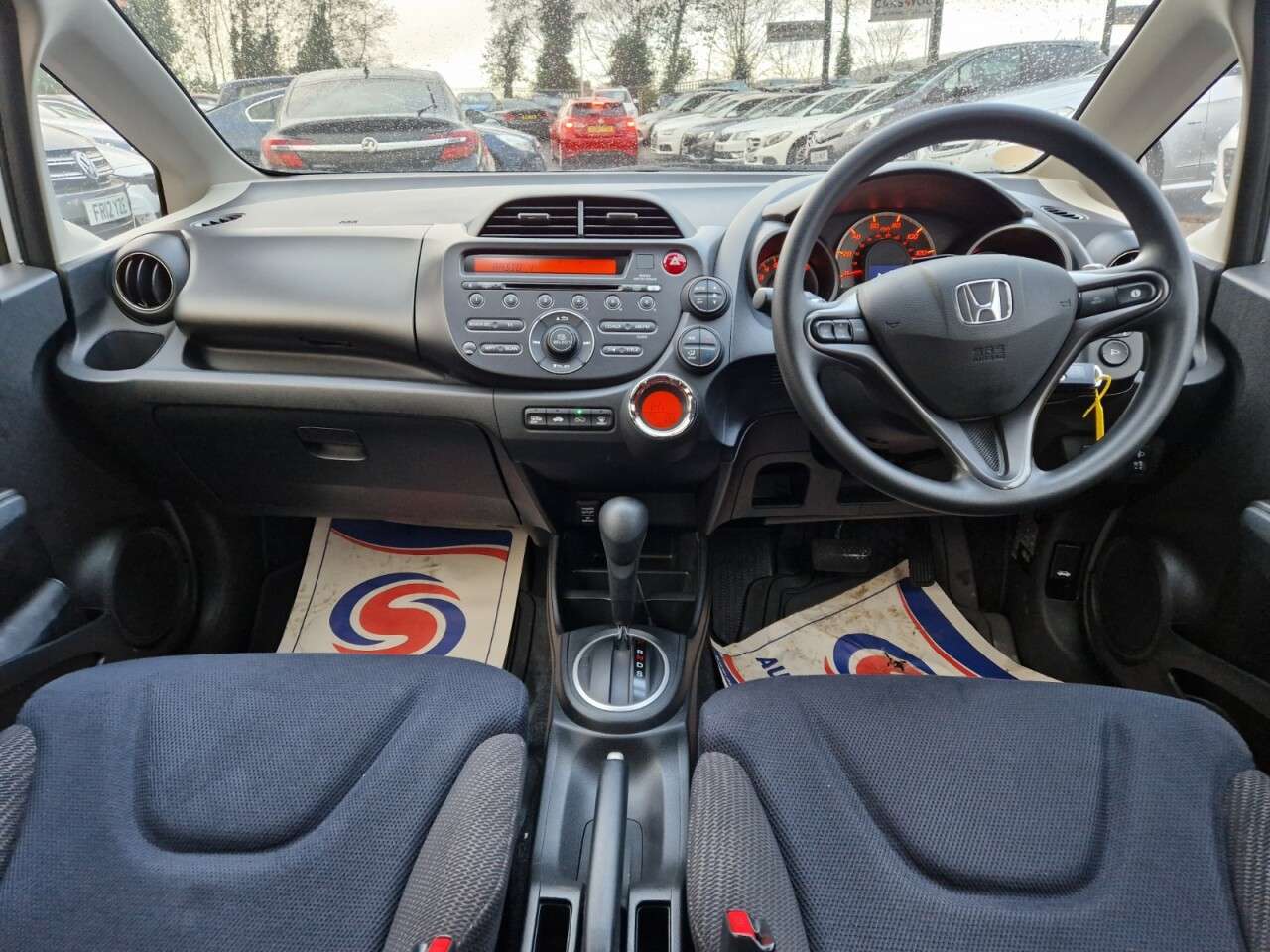 2011 HONDA JAZZ 2011 HONDA JAZZ