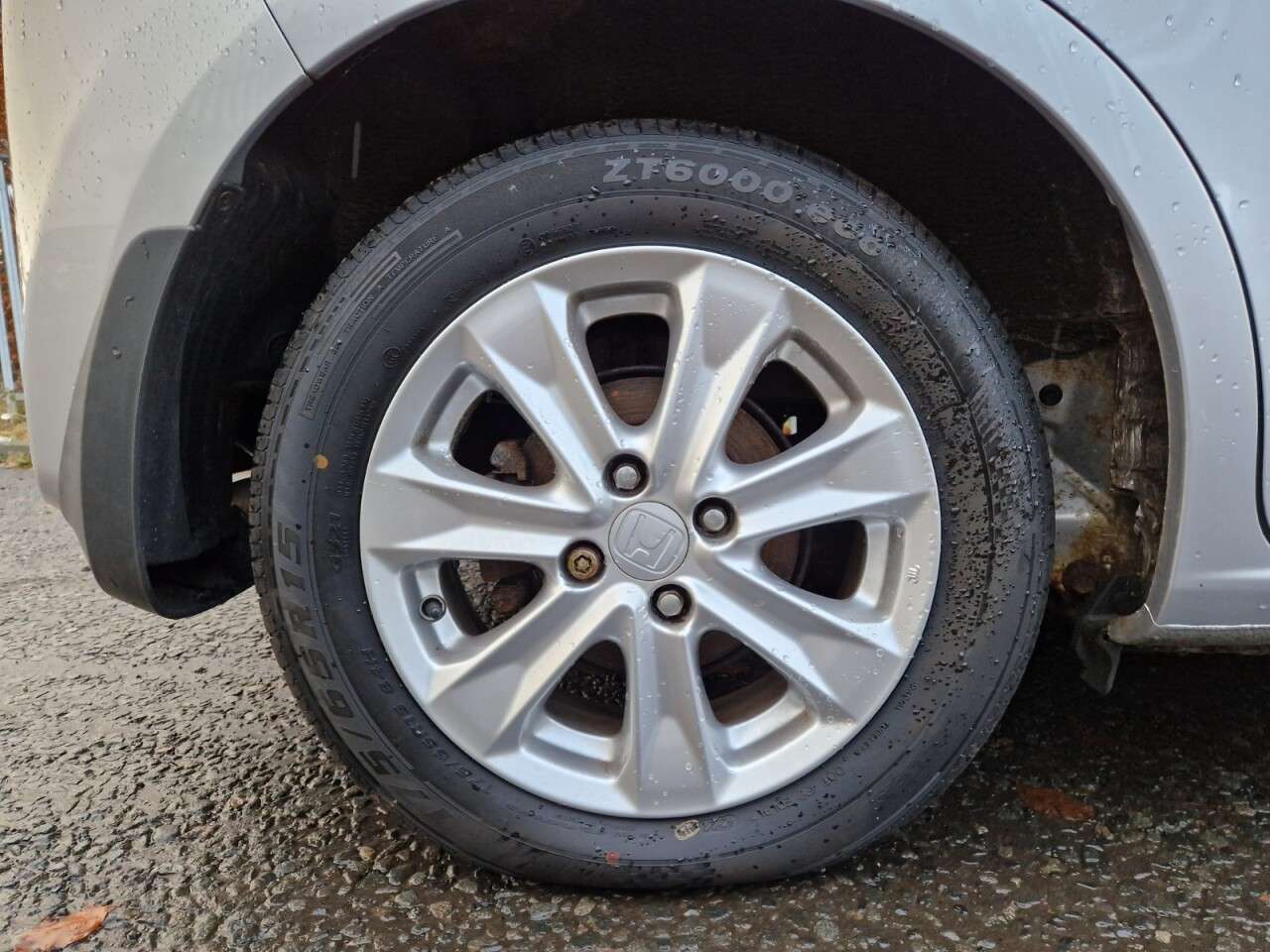 2011 HONDA JAZZ 2011 HONDA JAZZ