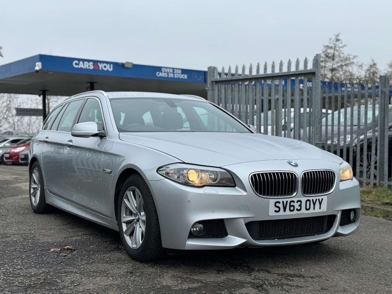 A 2013 BMW 5 SERIES 520D M SPORT TOURING A 2013 BMW 5 SERIES 520D M SPORT TOURING