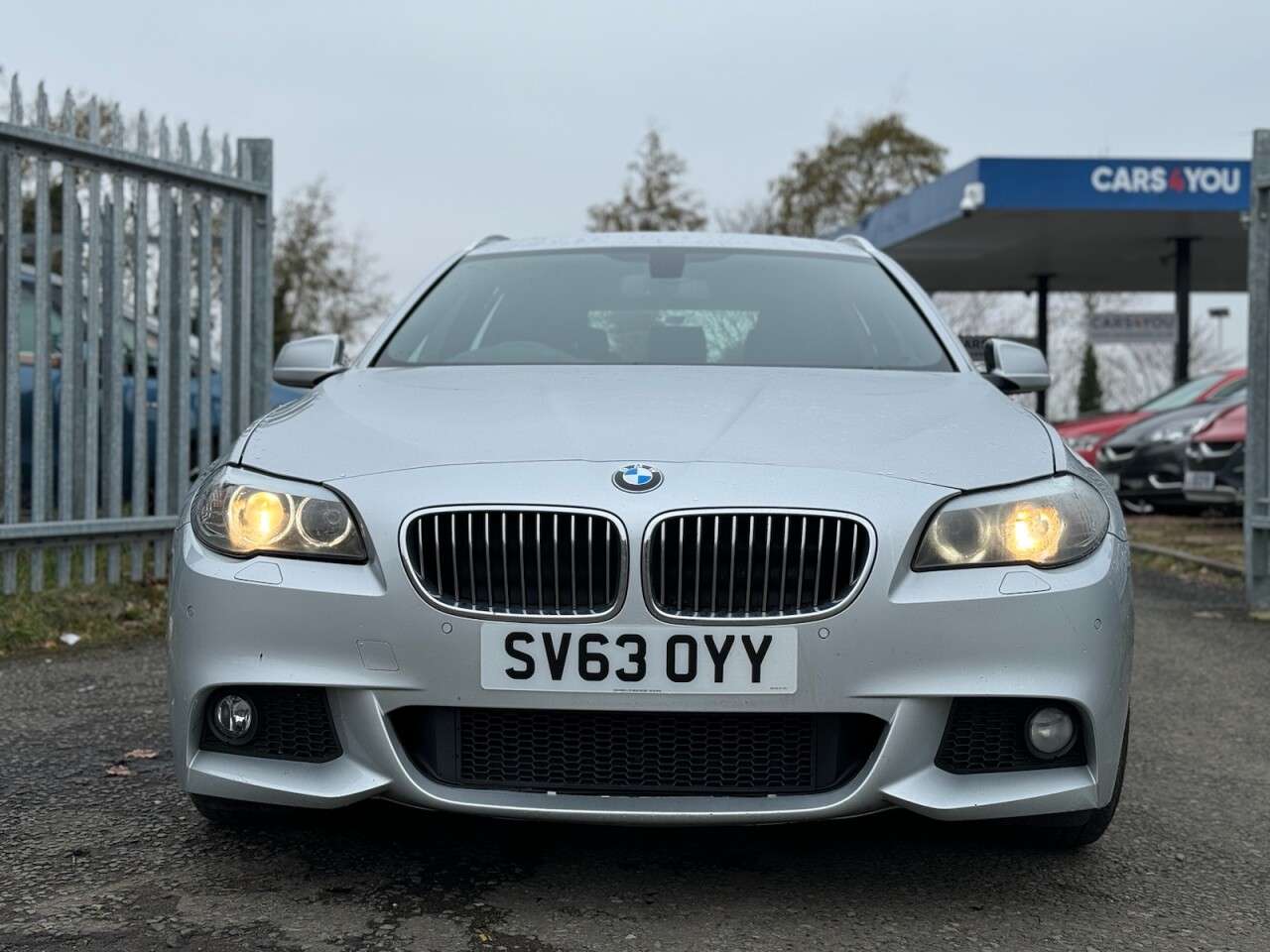 A 2013 BMW 5 SERIES 520D M SPORT TOURING A 2013 BMW 5 SERIES 520D M SPORT TOURING