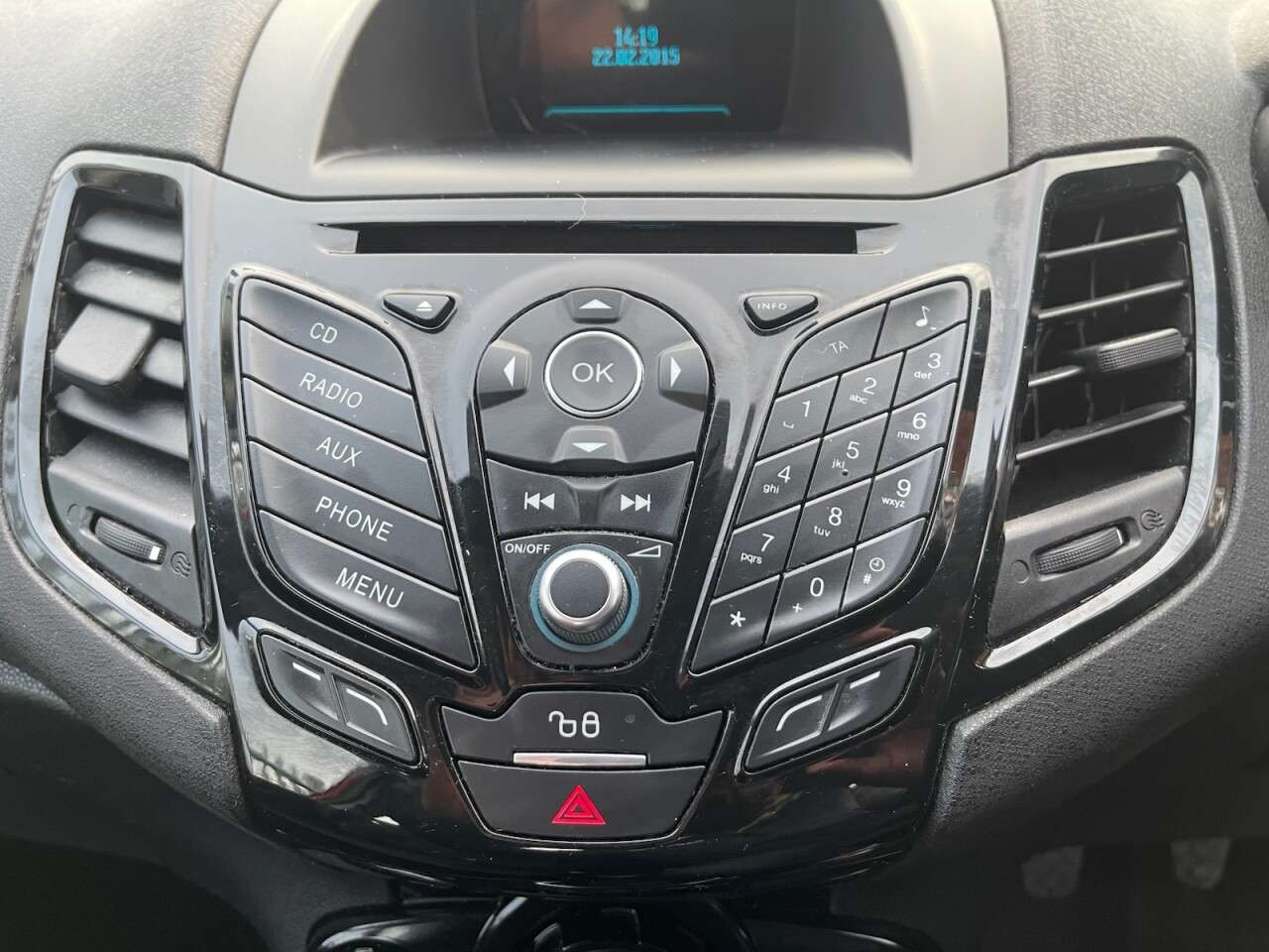 2015 FORD FIESTA 2015 FORD FIESTA