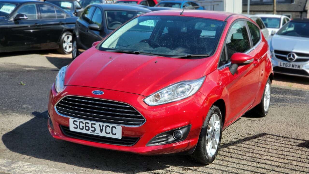 A 2015 FORD FIESTA 1.2 ZETEC 3d 81 BHP DAB RADIO + SPARE WHEEL A 2015 FORD FIESTA 1.2 ZETEC 3d 81 BHP DAB RADIO + SPARE WHEEL