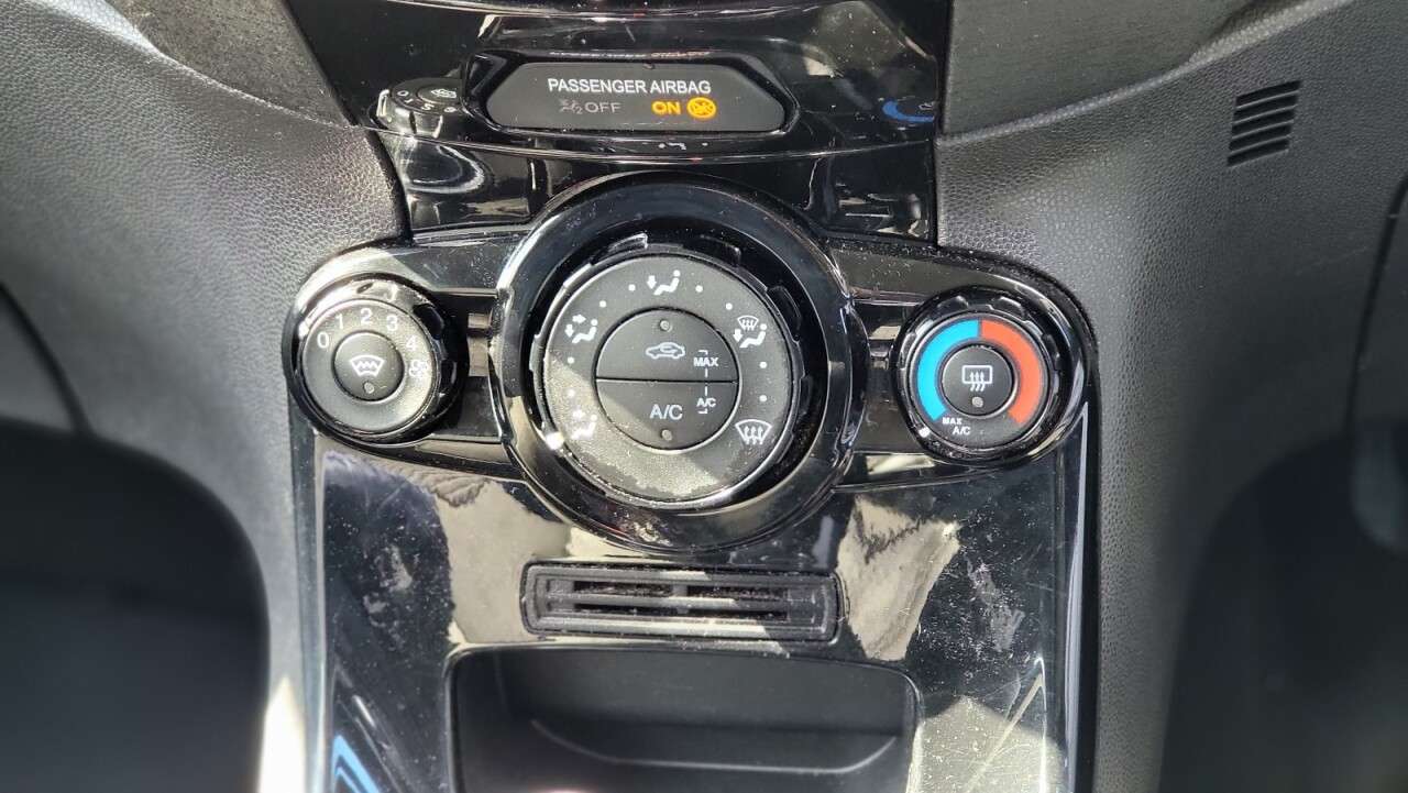 2015 FORD FIESTA 2015 FORD FIESTA