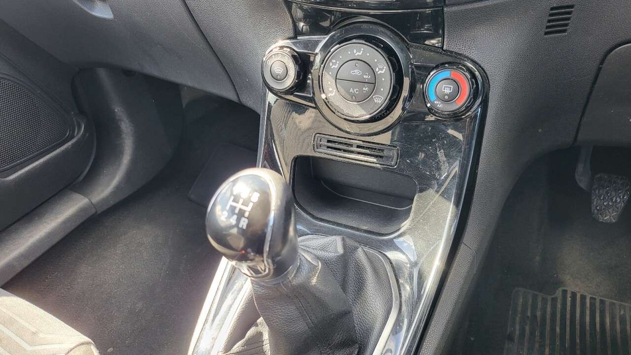 2015 FORD FIESTA 2015 FORD FIESTA